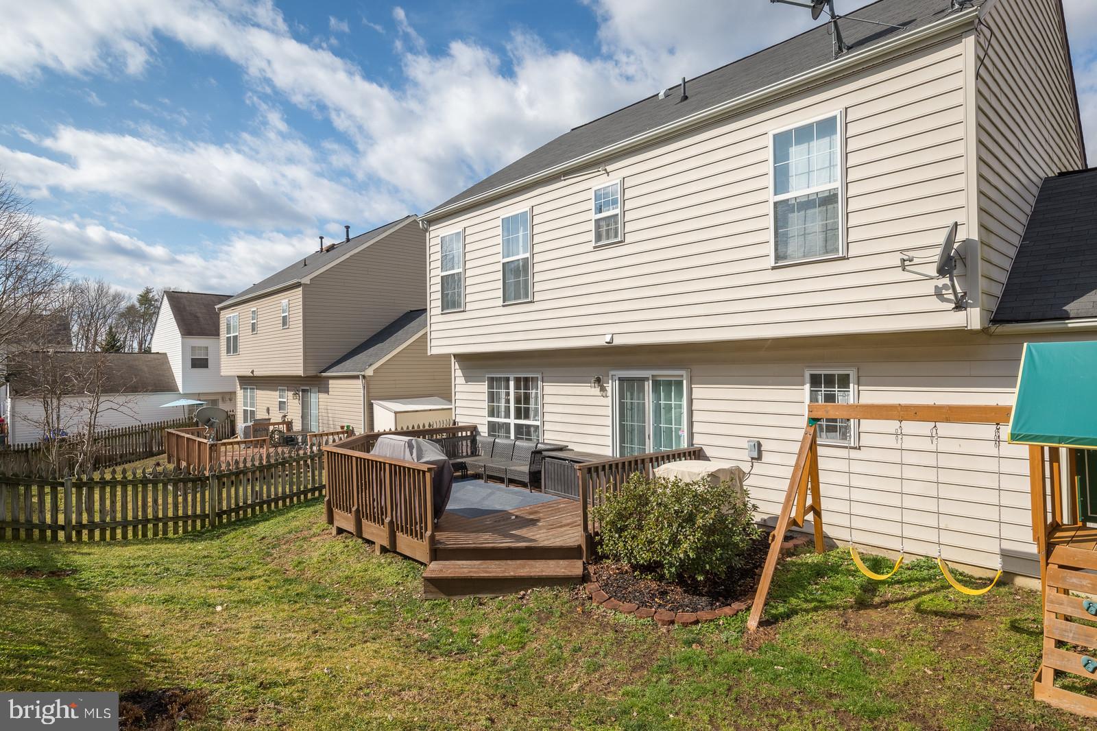 WAYSIDE VILLAGE - Residential