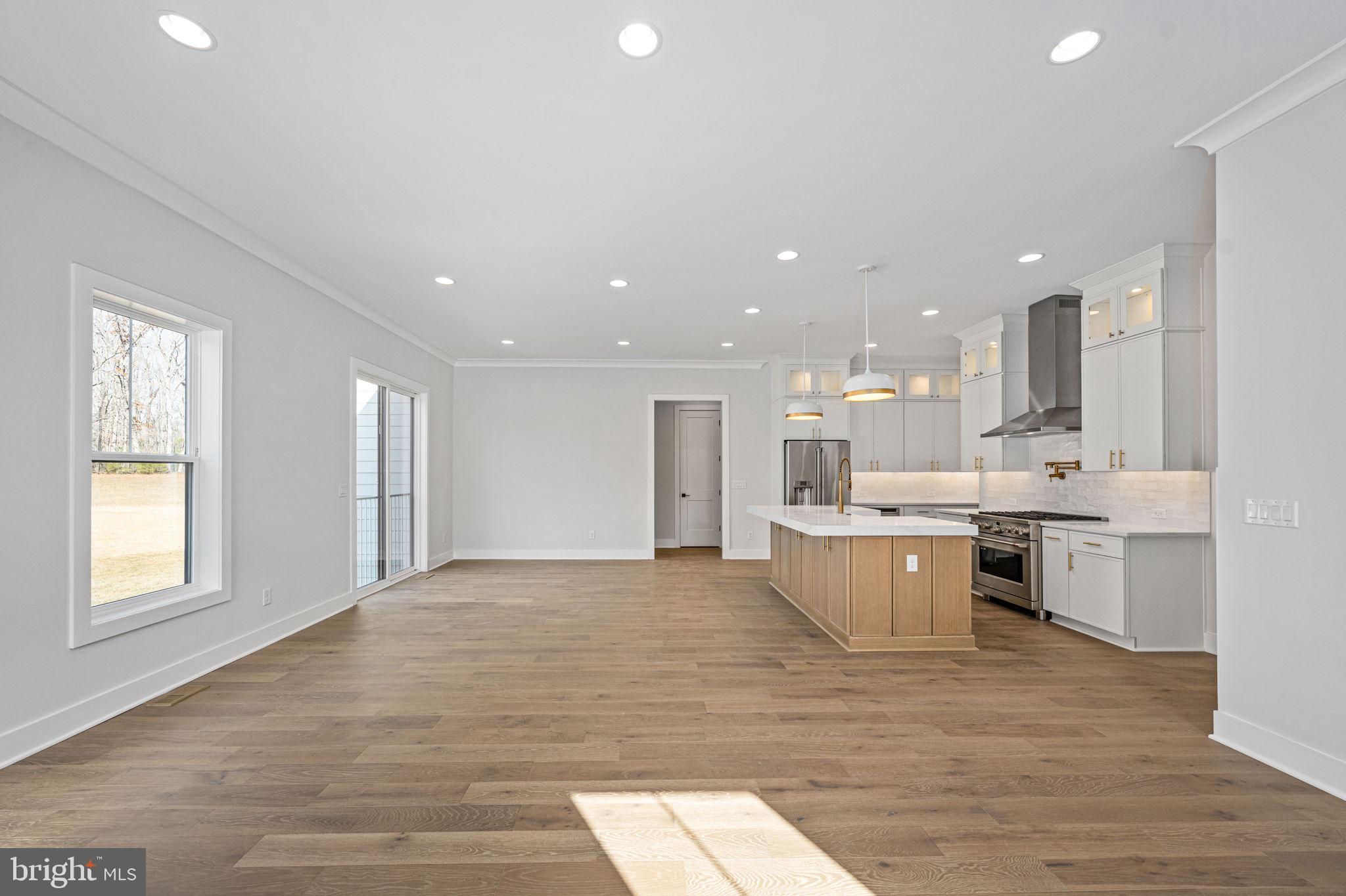 ROSNI ESTATES - Residential