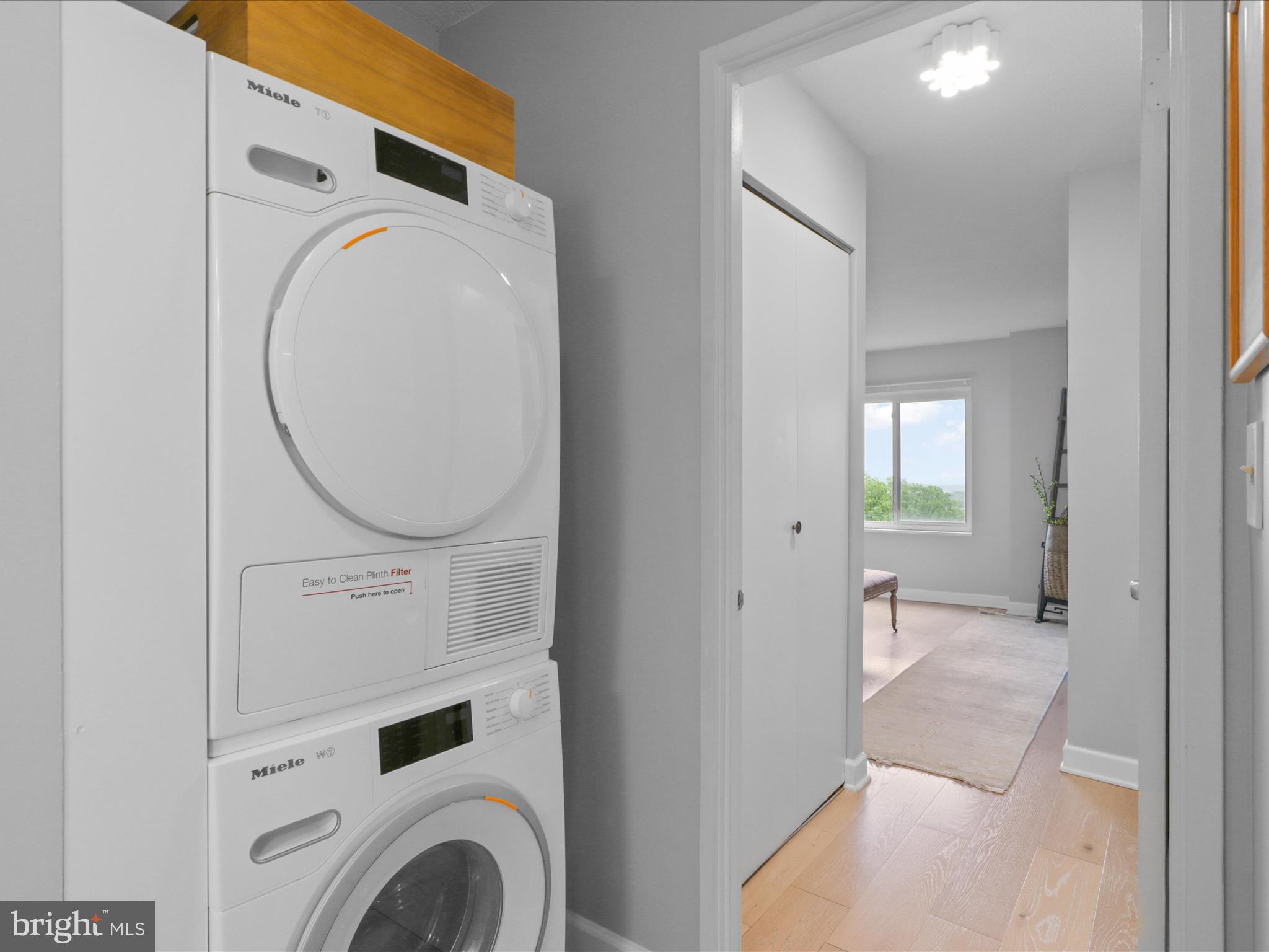 ROTONDA - Residential