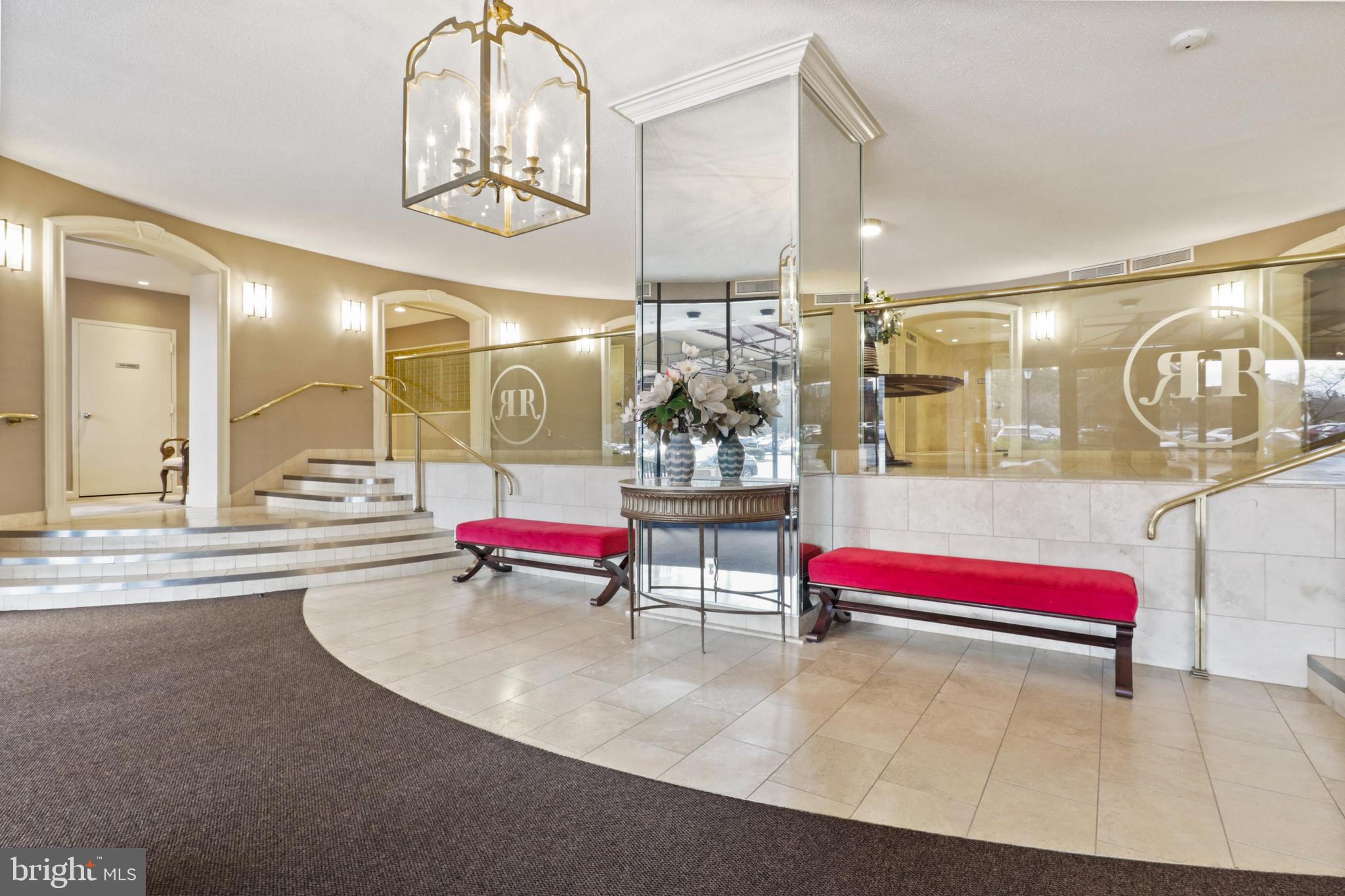 ROTONDA - Residential