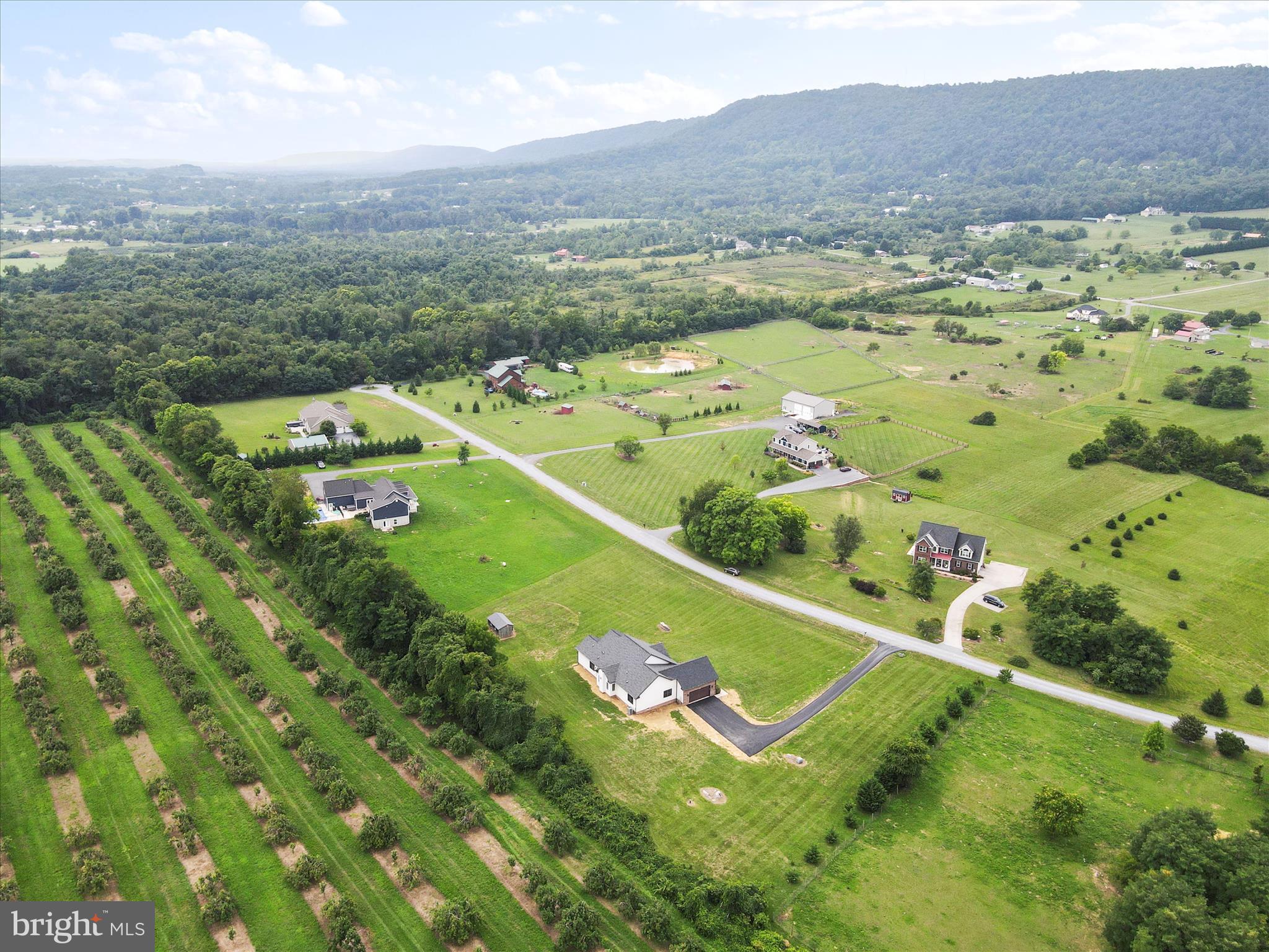 WILLOW BROOK - Residential