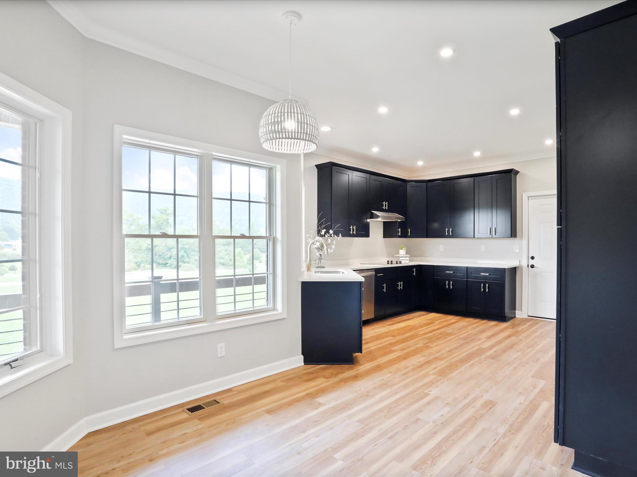 WILLOW BROOK - Residential