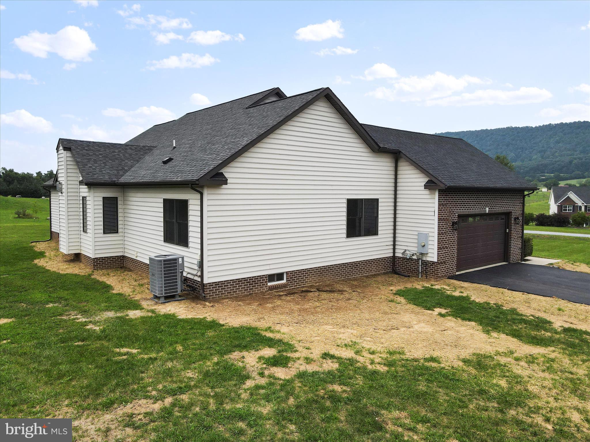 WILLOW BROOK - Residential