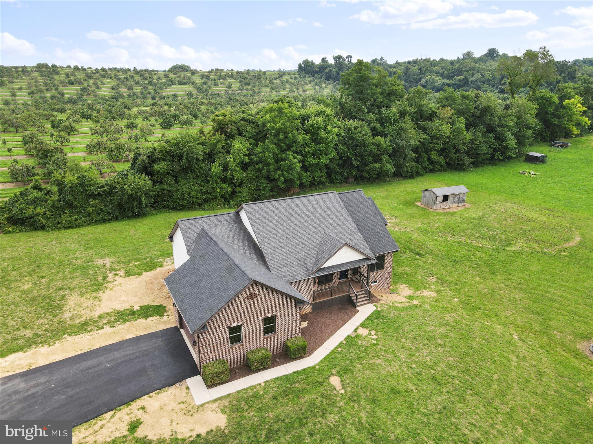 WILLOW BROOK - Residential