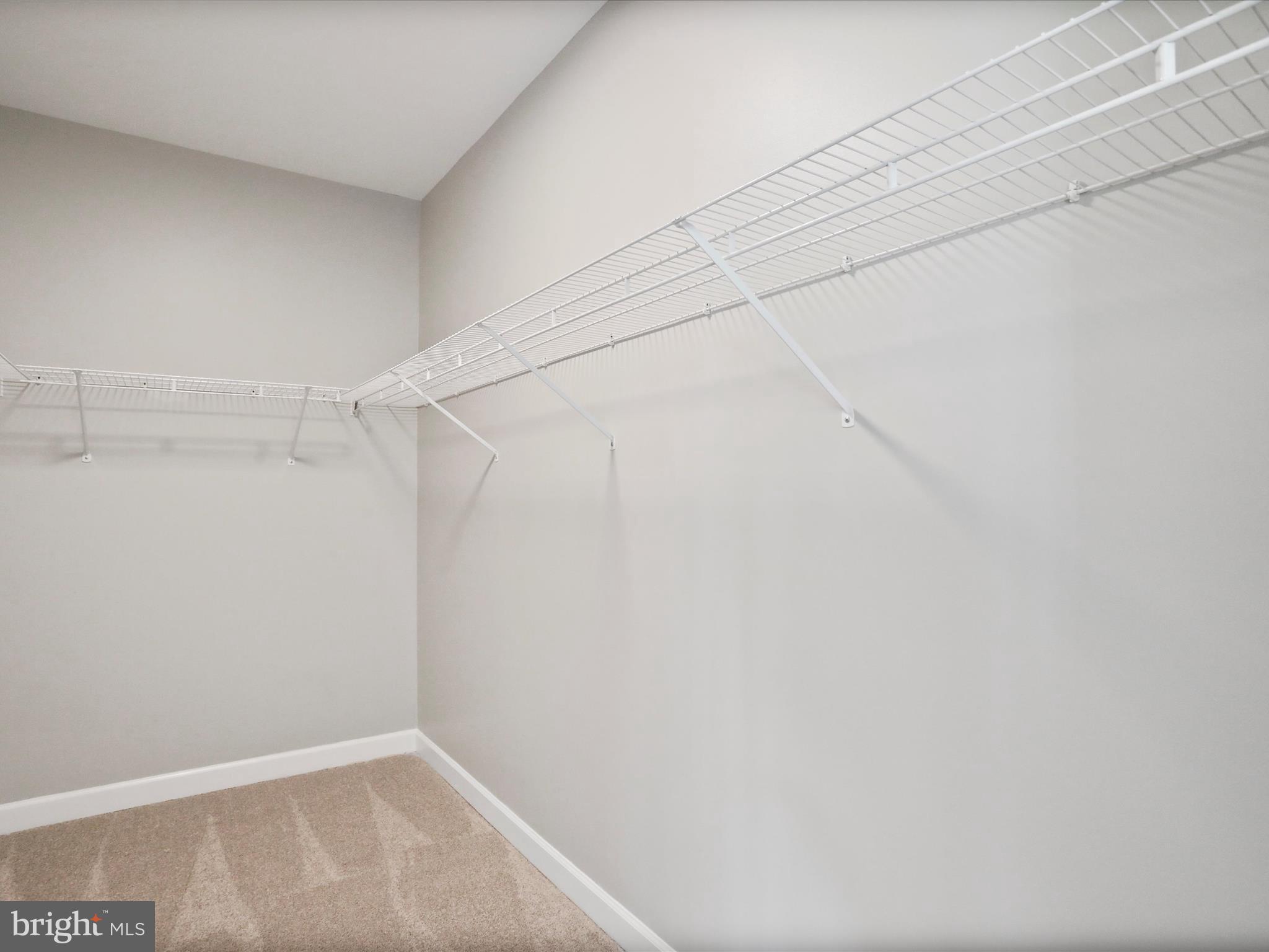 WILLOW BROOK - Residential