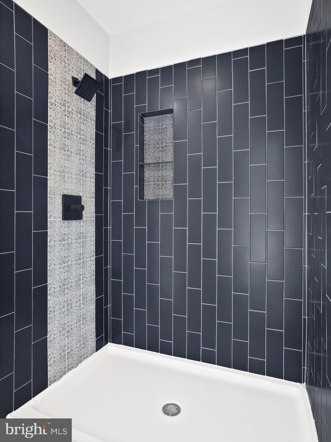 WILLOW BROOK - Residential