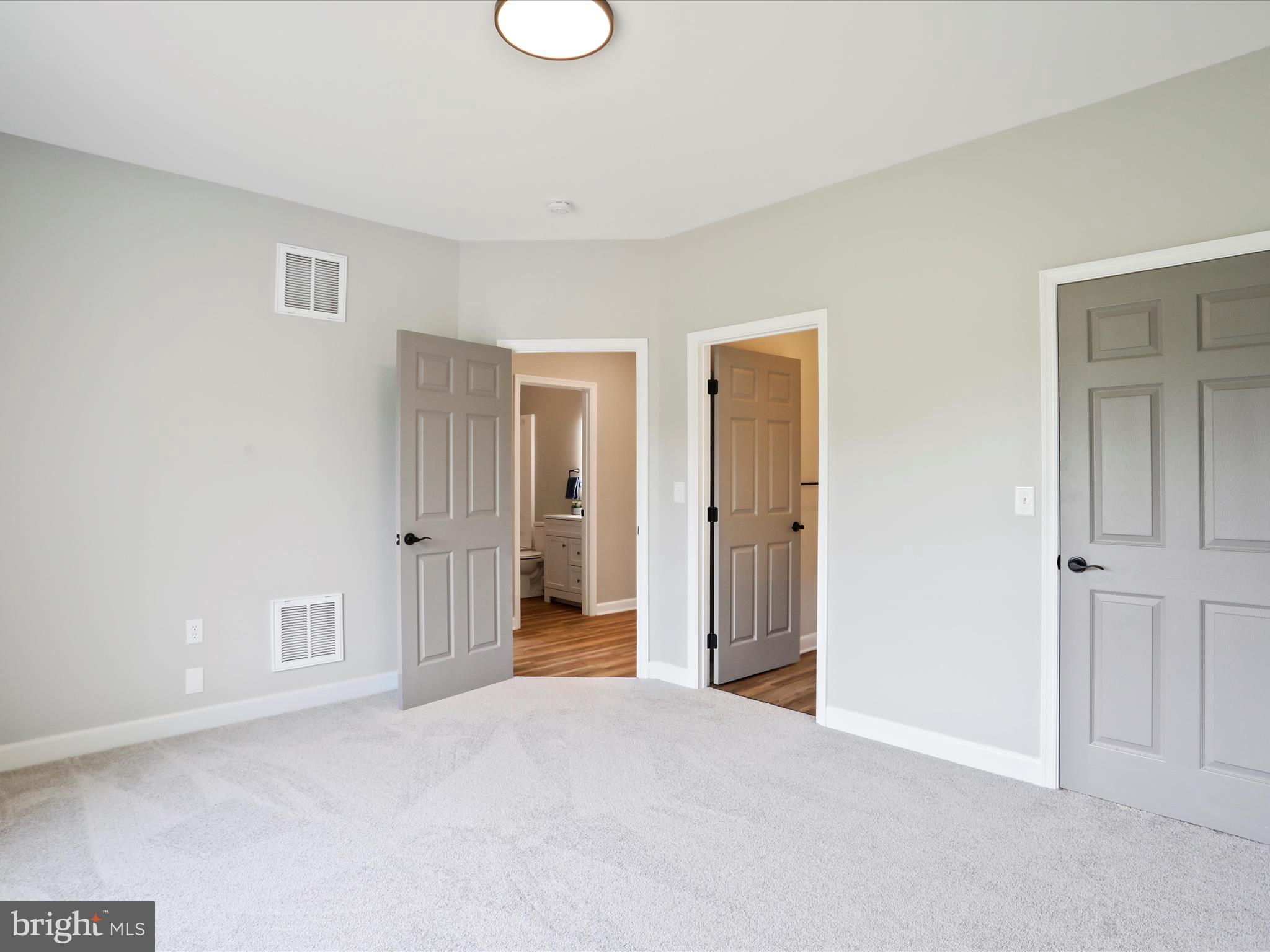 WILLOW BROOK - Residential