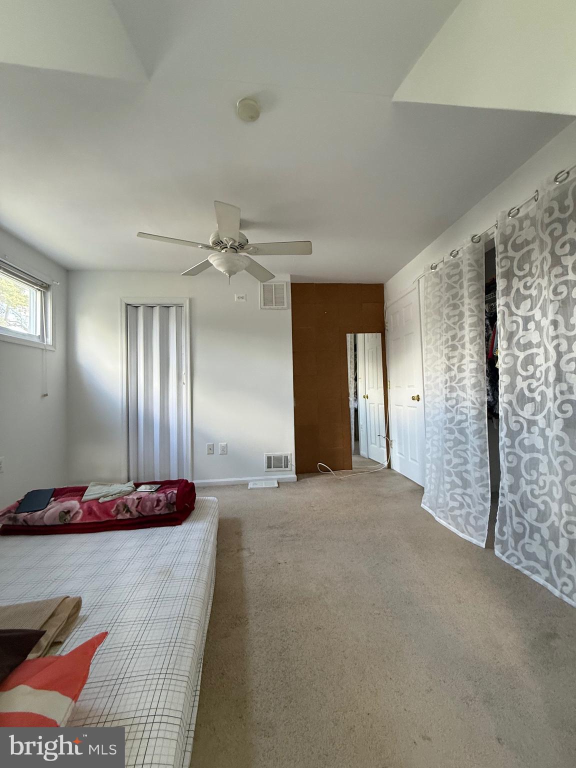 GLENMONT HILLS - Residential