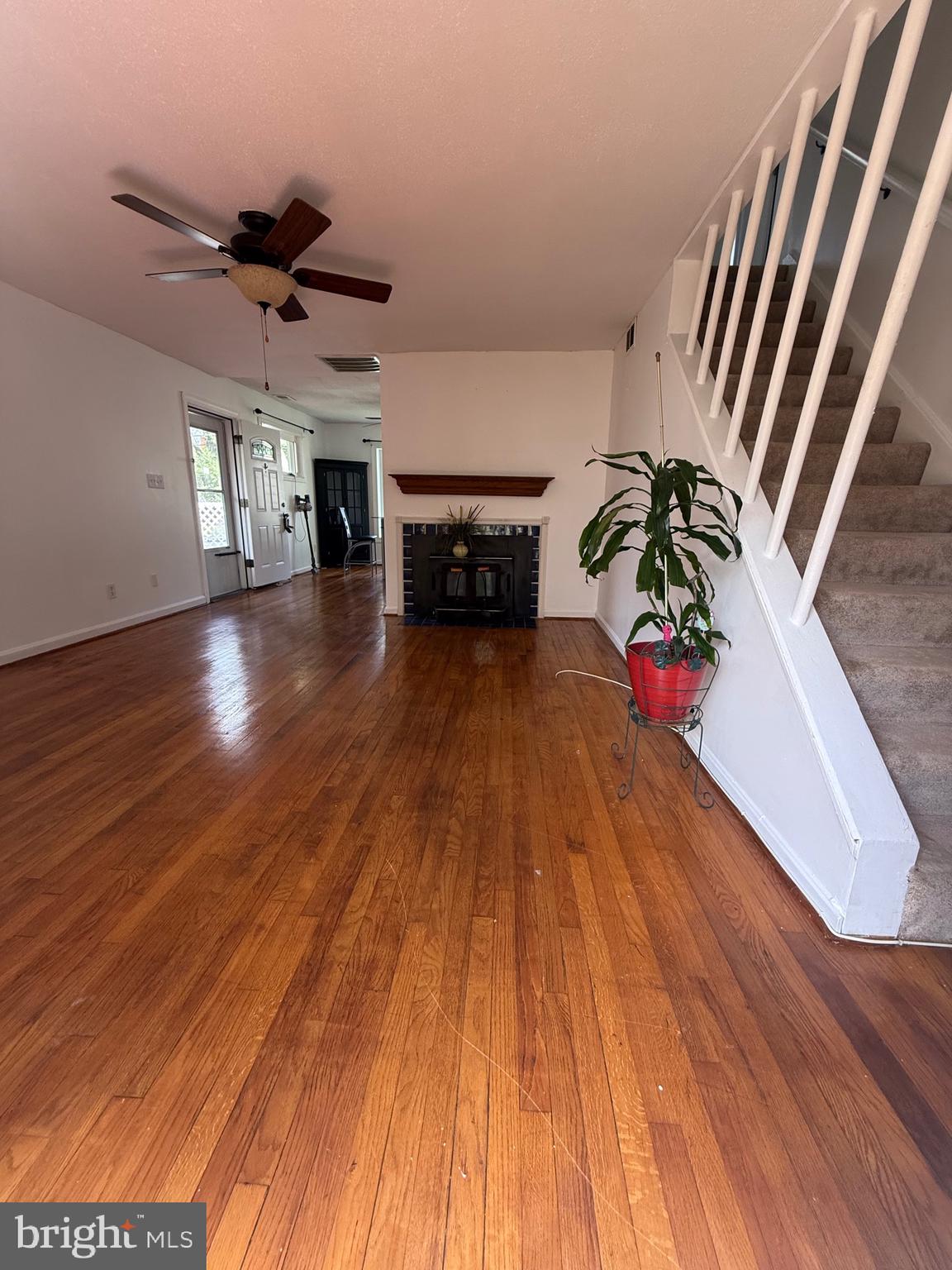 GLENMONT HILLS - Residential