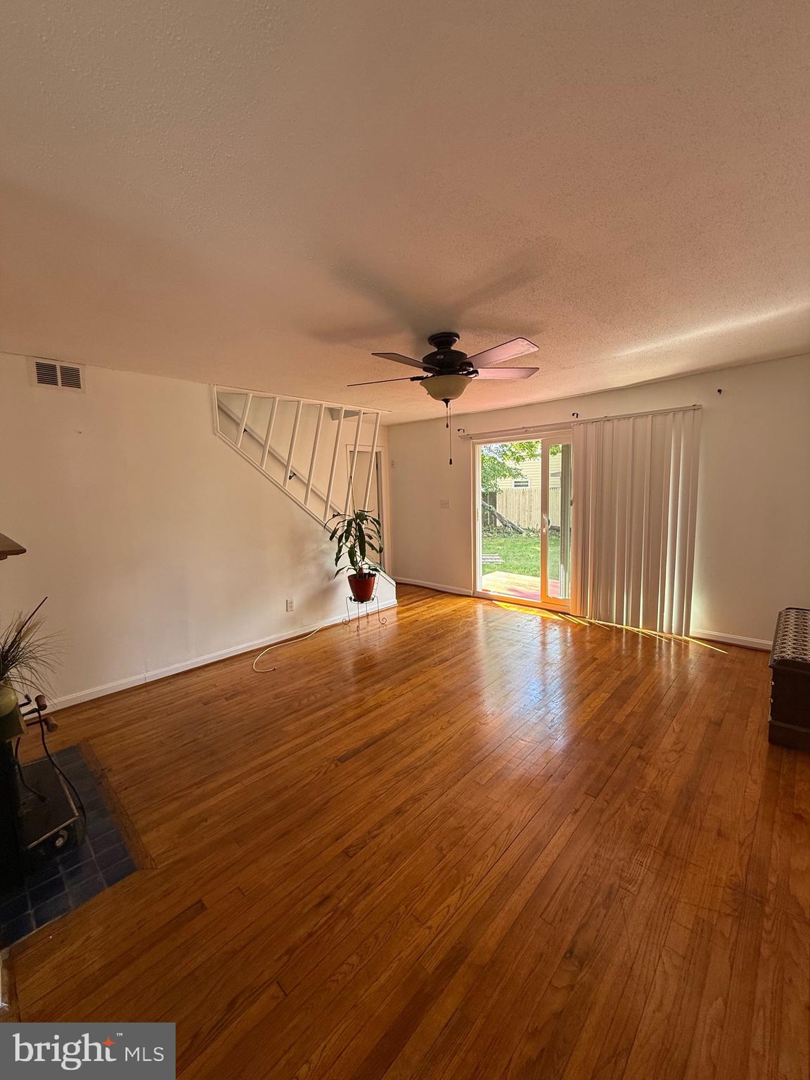 GLENMONT HILLS - Residential