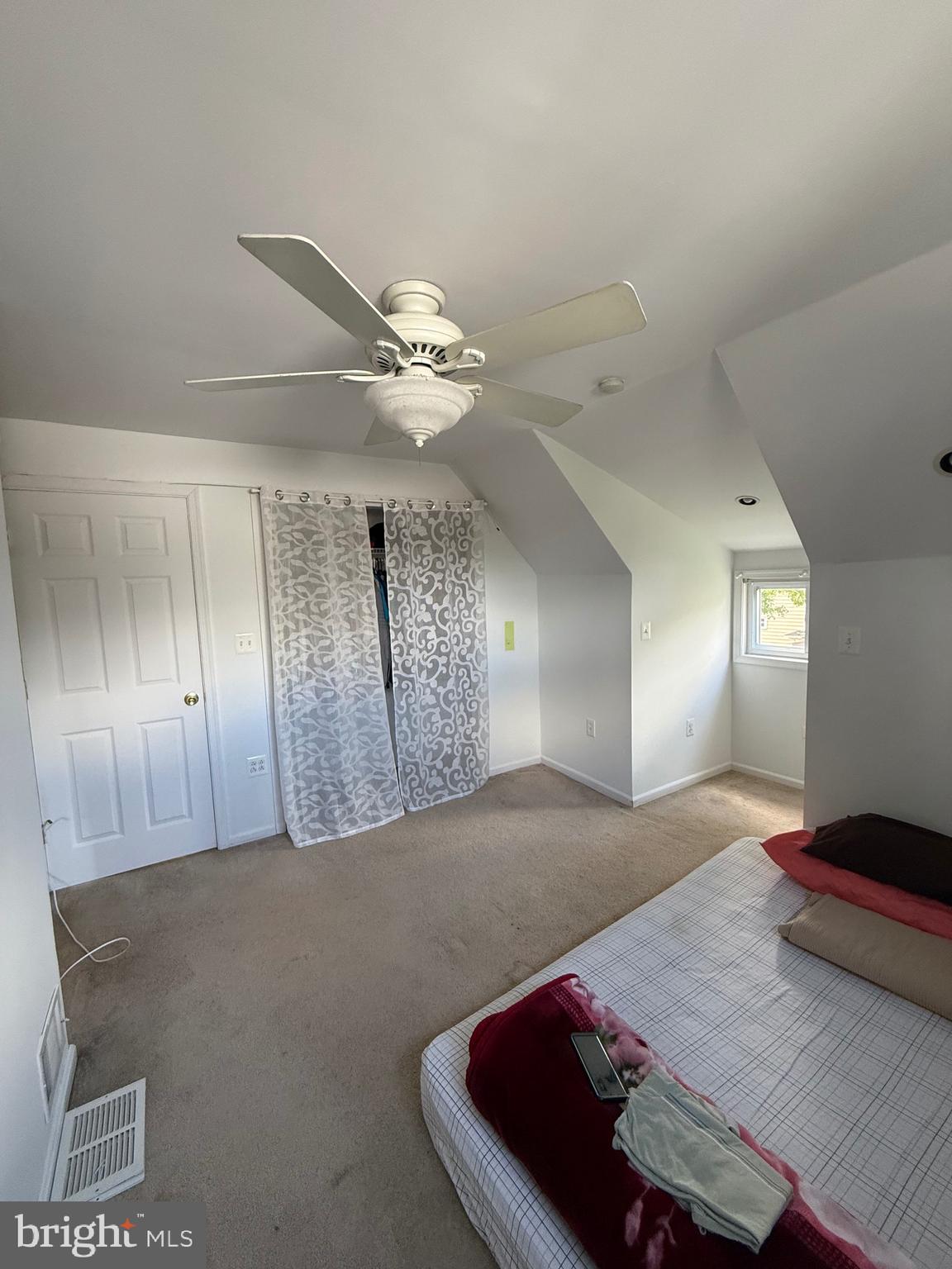 GLENMONT HILLS - Residential