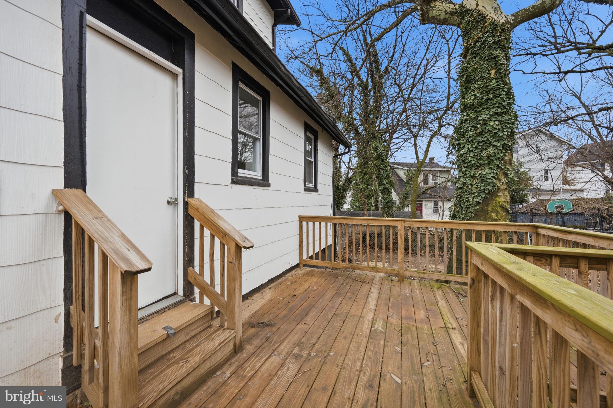 WILSON HEIGHTS - Residential