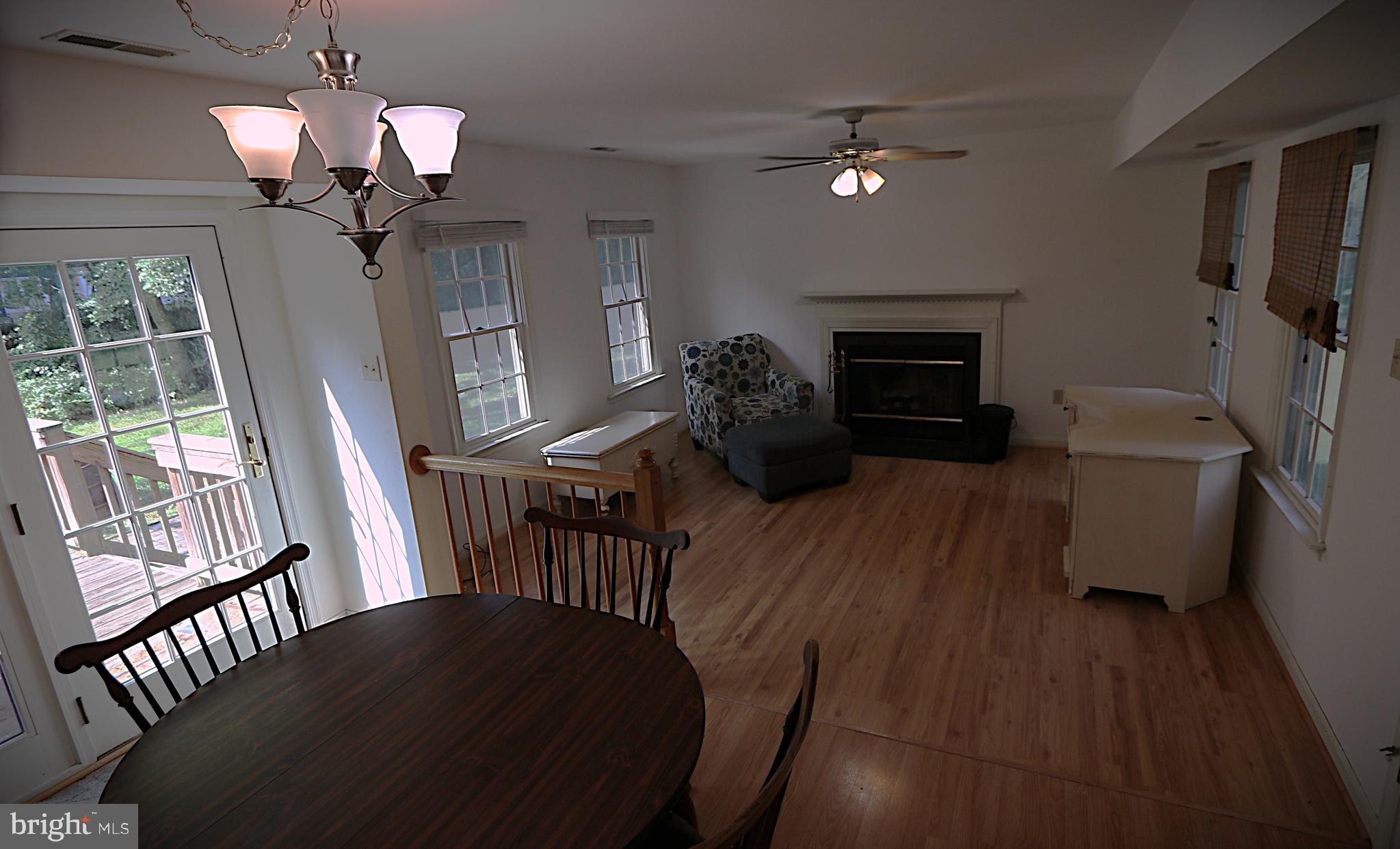 10 GENEVIEVE COURT