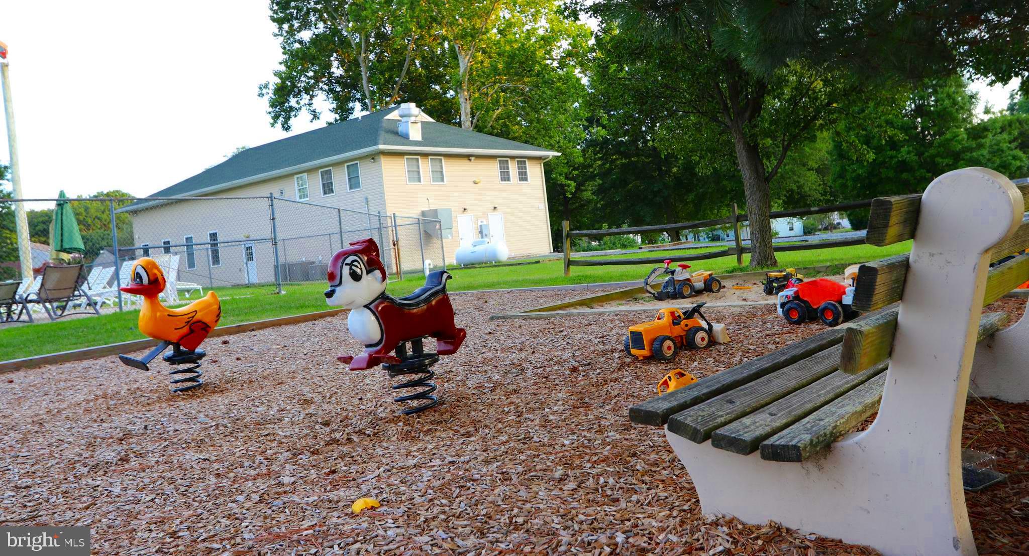 CLOVERFIELDS - Residential