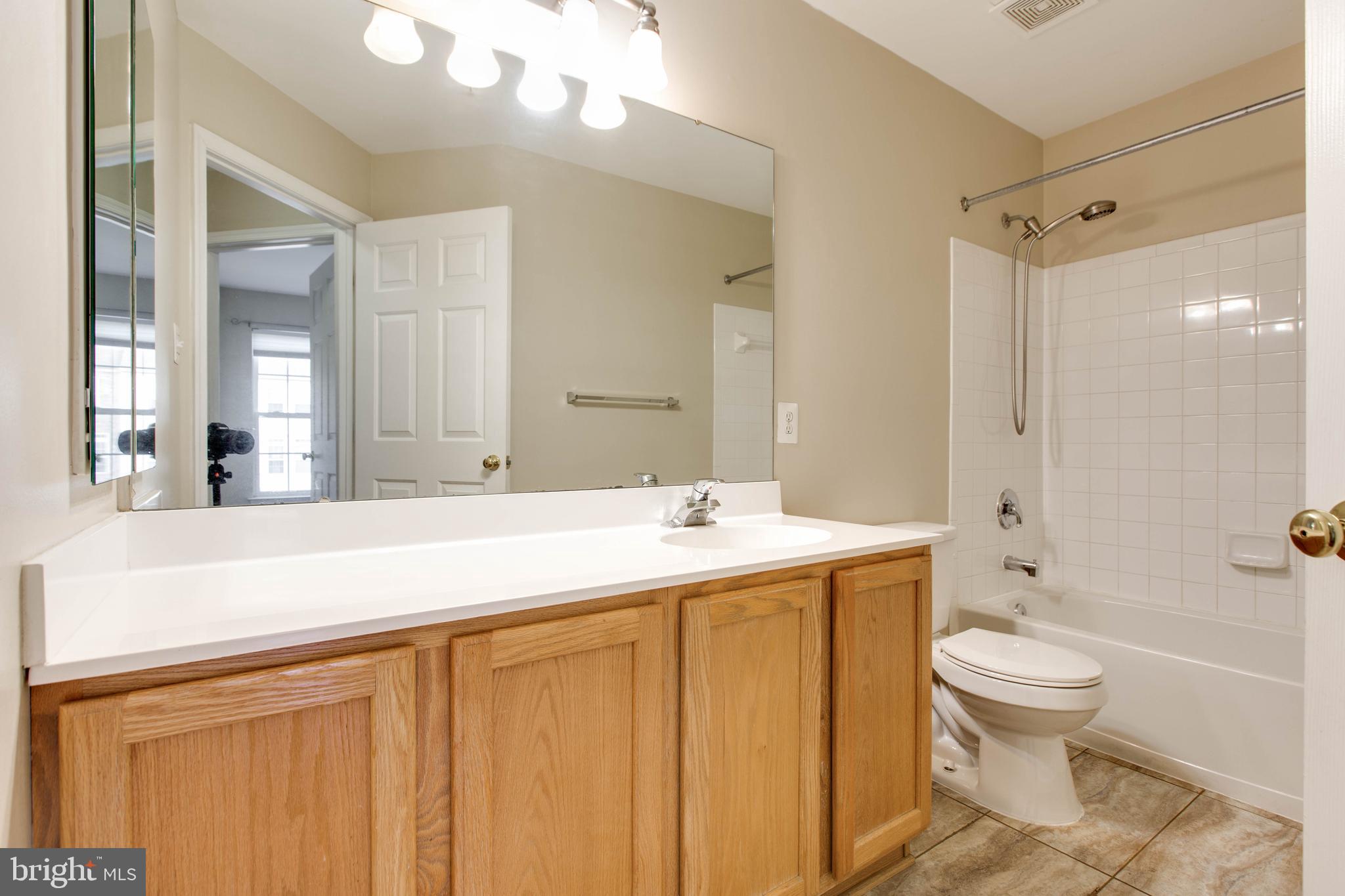 WAVERLY WOODS - Residential Lease