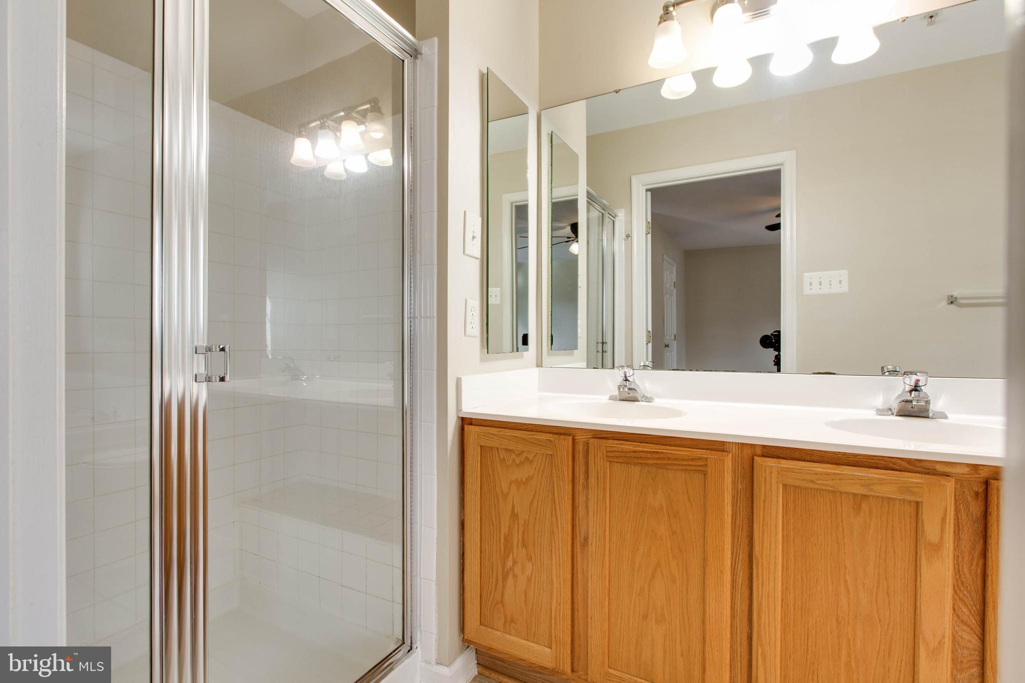 WAVERLY WOODS - Residential Lease