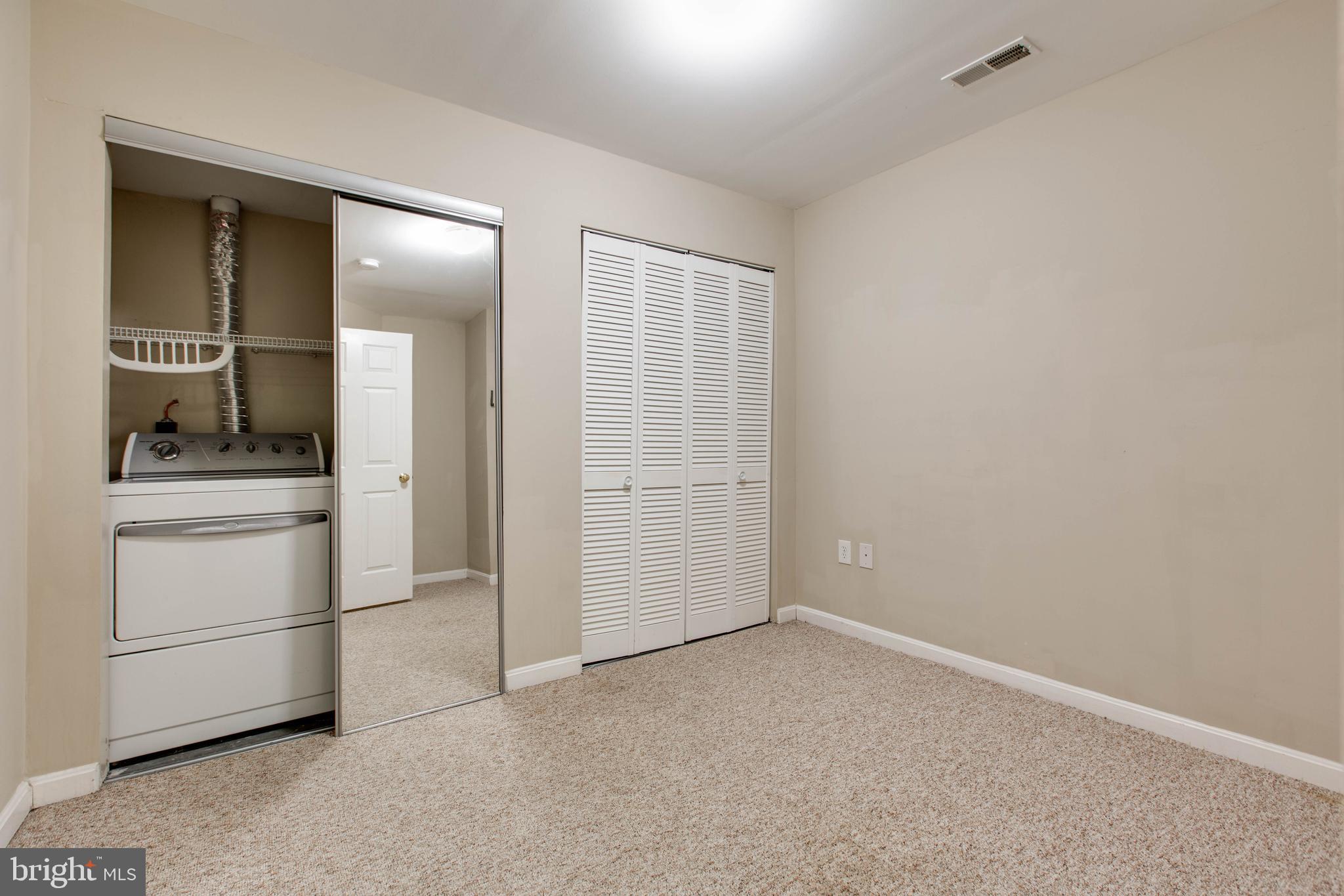 WAVERLY WOODS - Residential Lease