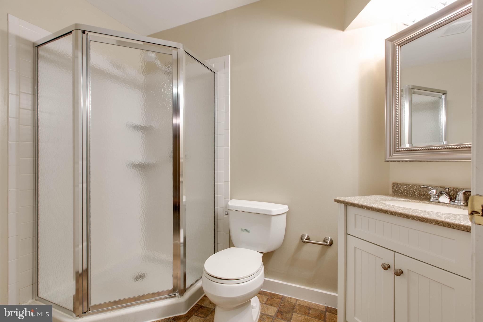 WAVERLY WOODS - Residential Lease