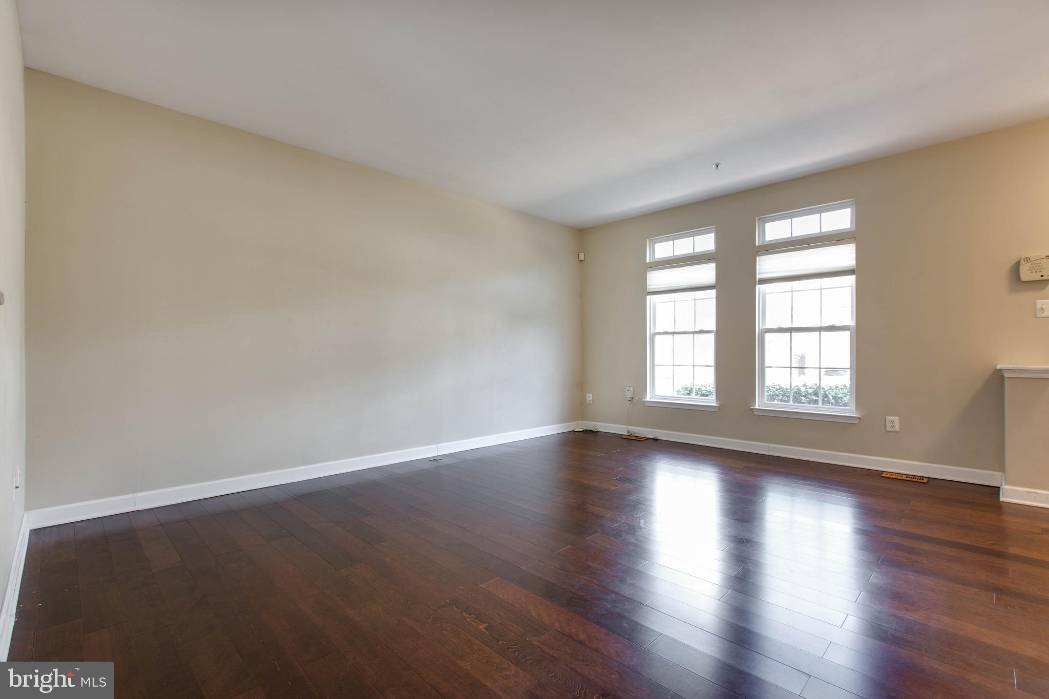 WAVERLY WOODS - Residential Lease