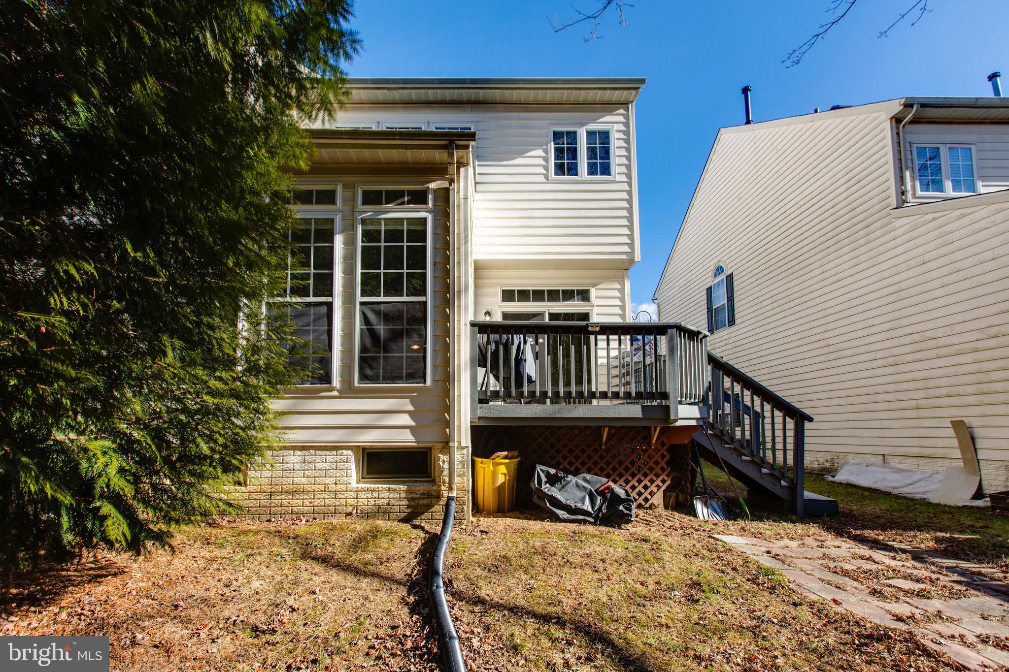 WAVERLY WOODS - Residential Lease