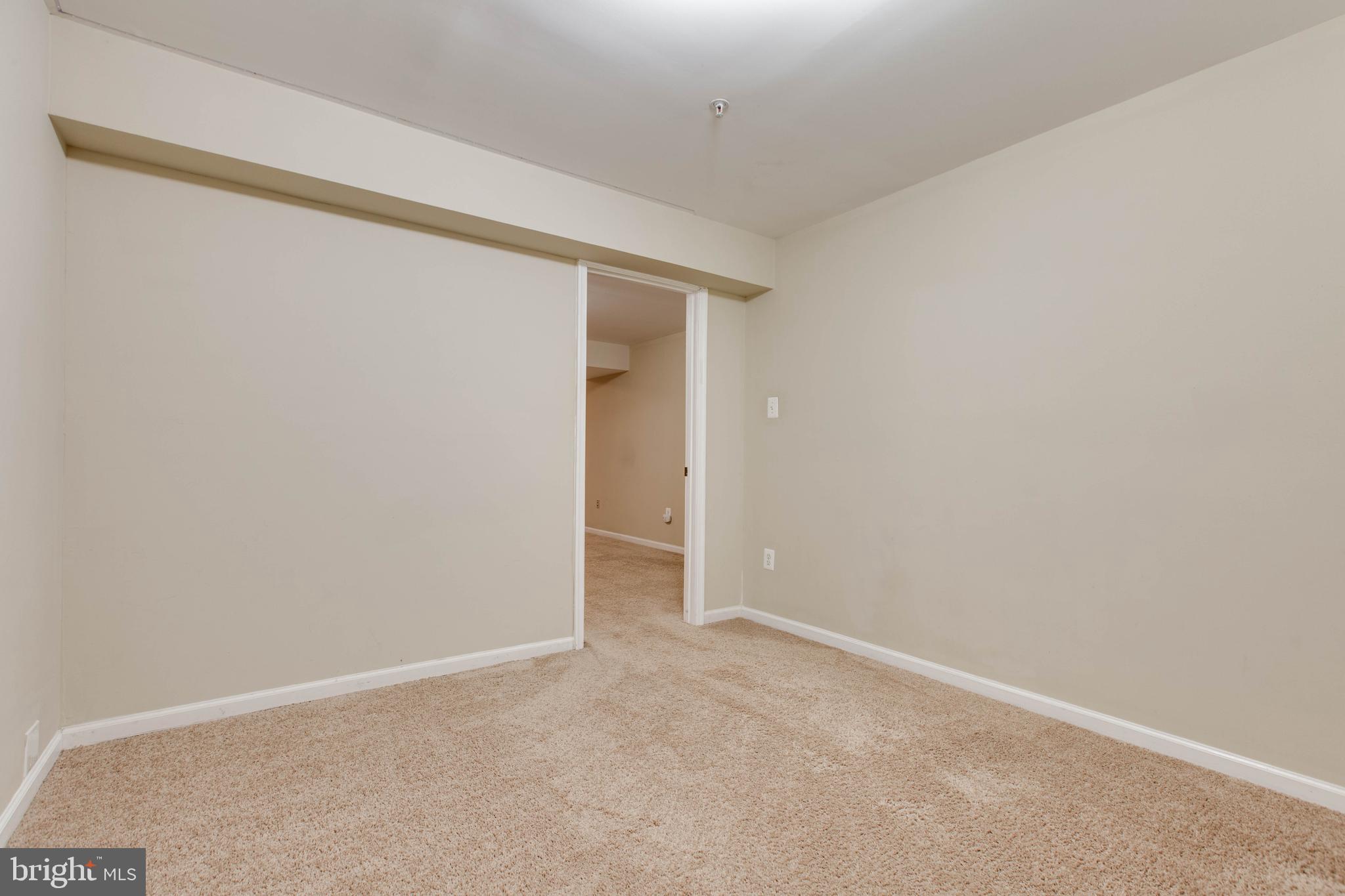 WAVERLY WOODS - Residential Lease