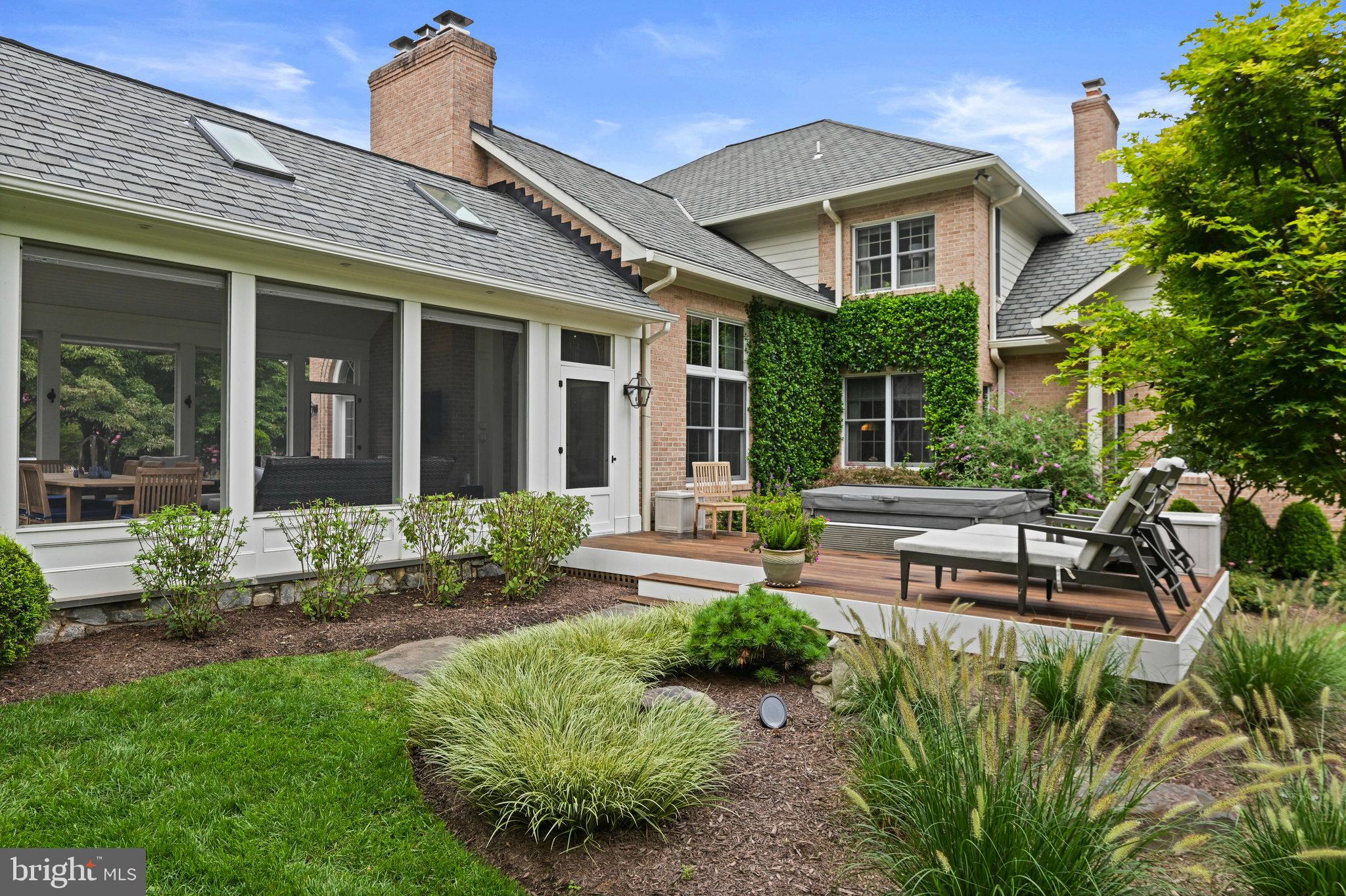 RIVER BEND ESTATES - Residential