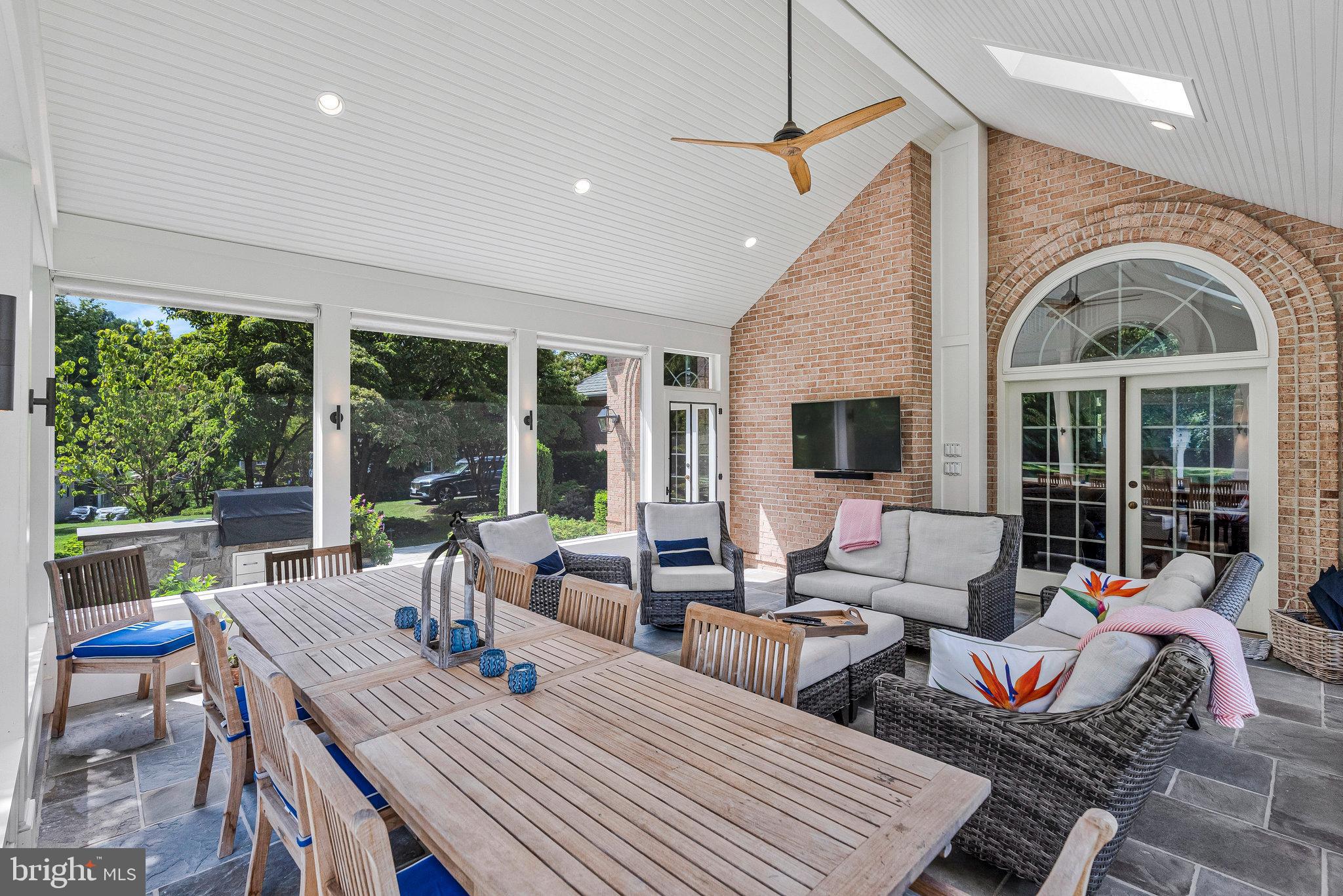 RIVER BEND ESTATES - Residential