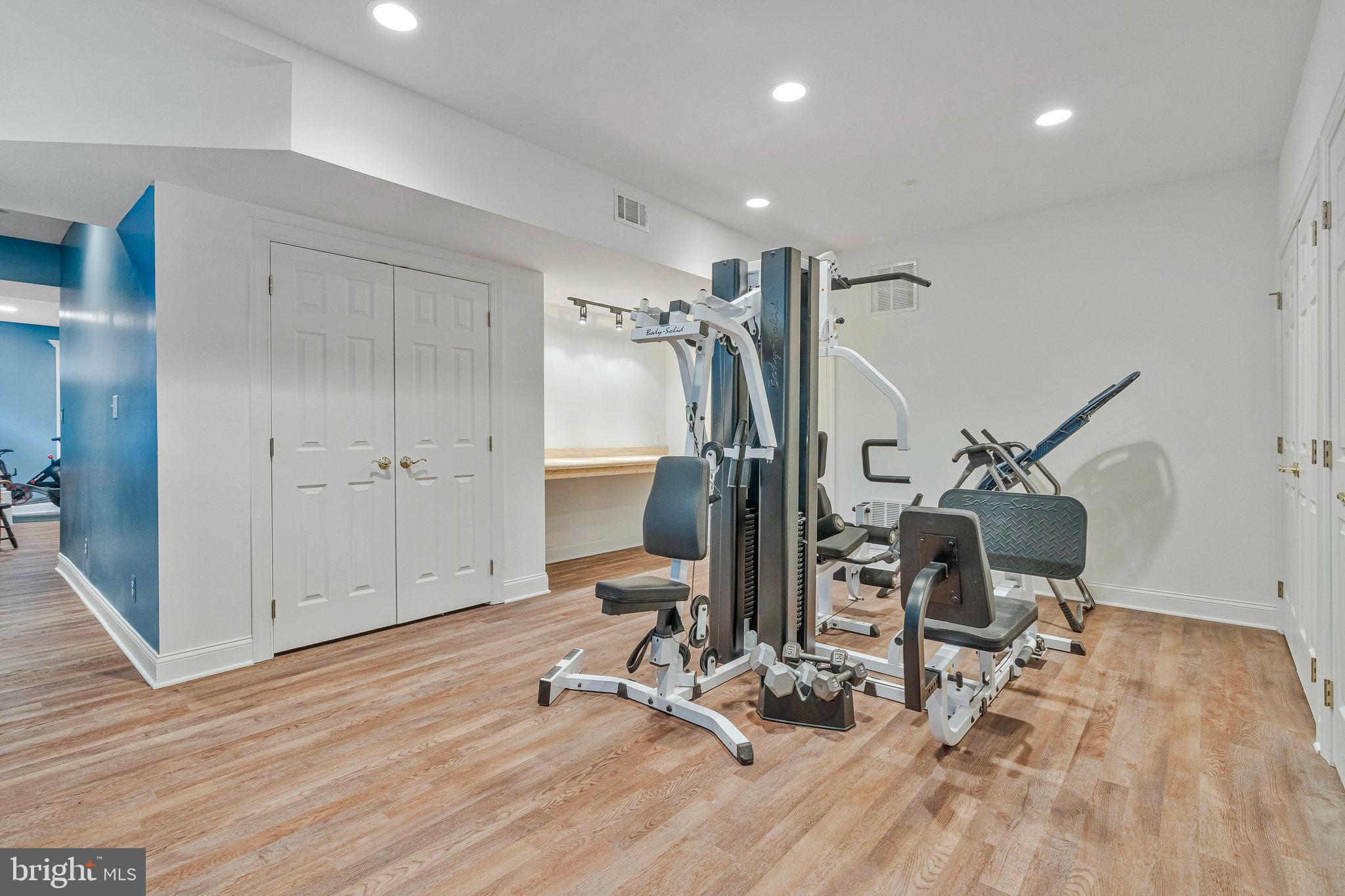 RIVER BEND ESTATES - Residential