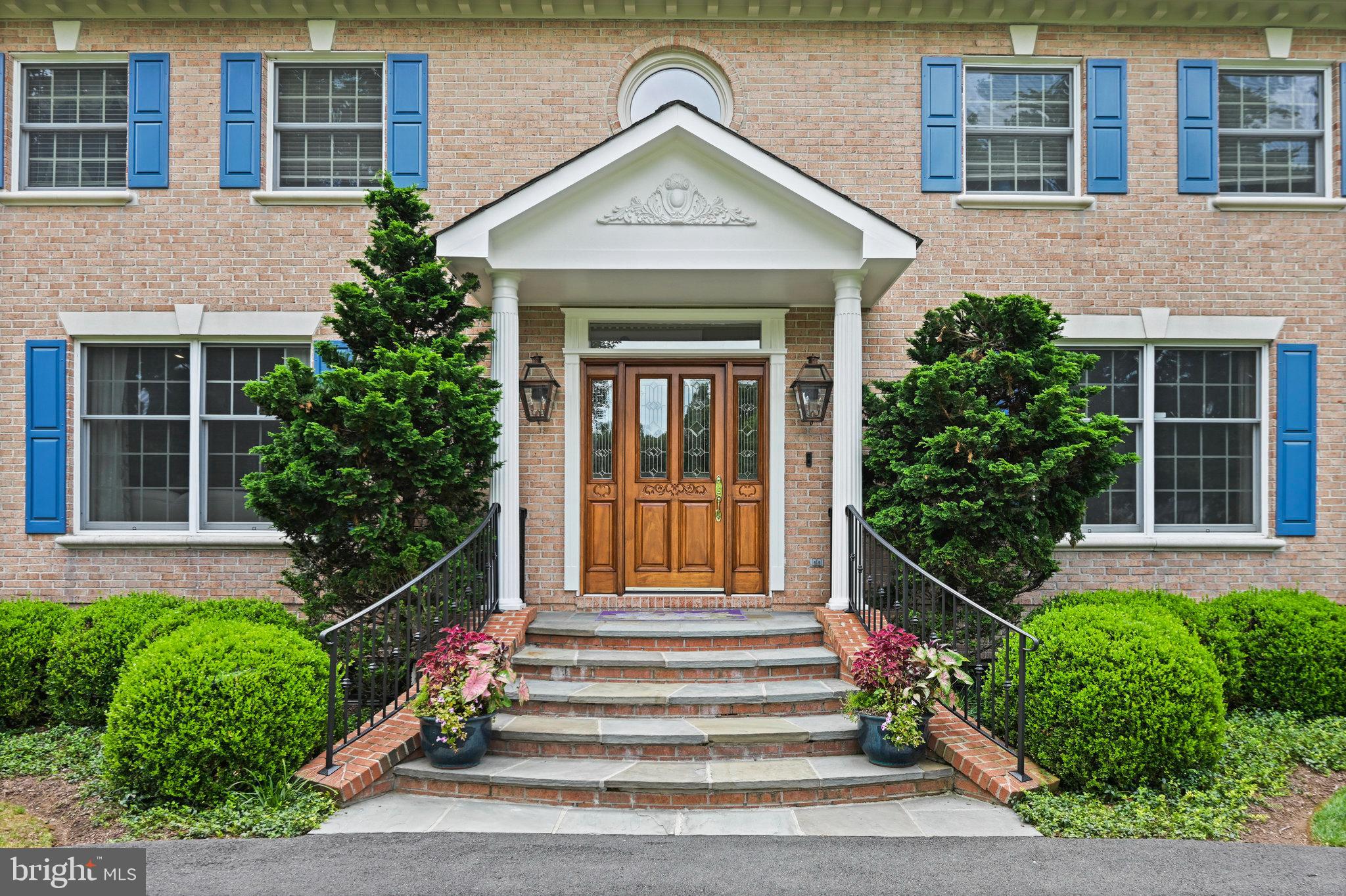 RIVER BEND ESTATES - Residential