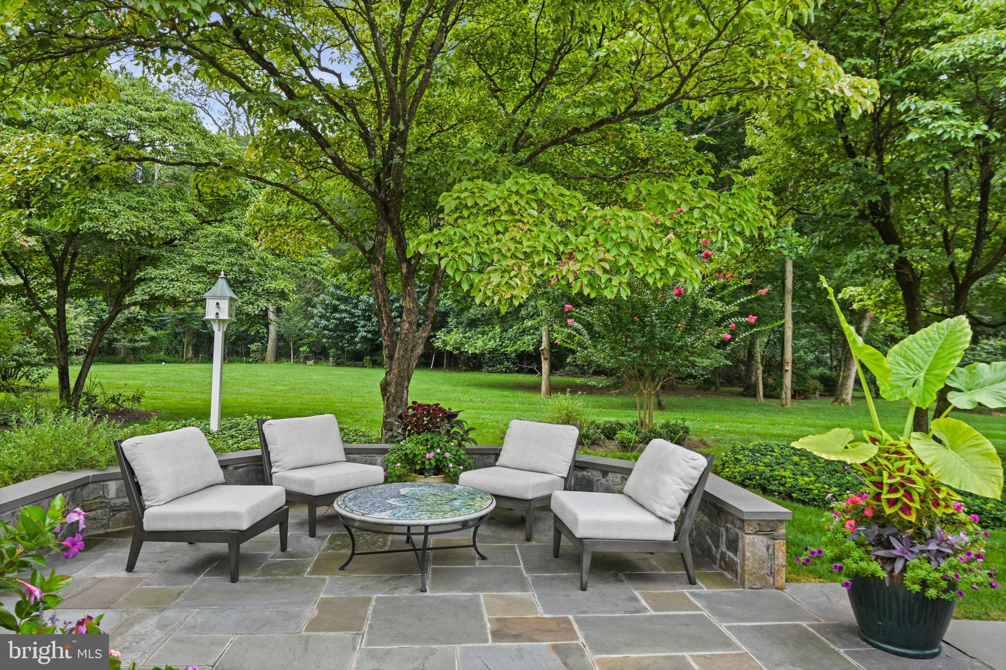 RIVER BEND ESTATES - Residential