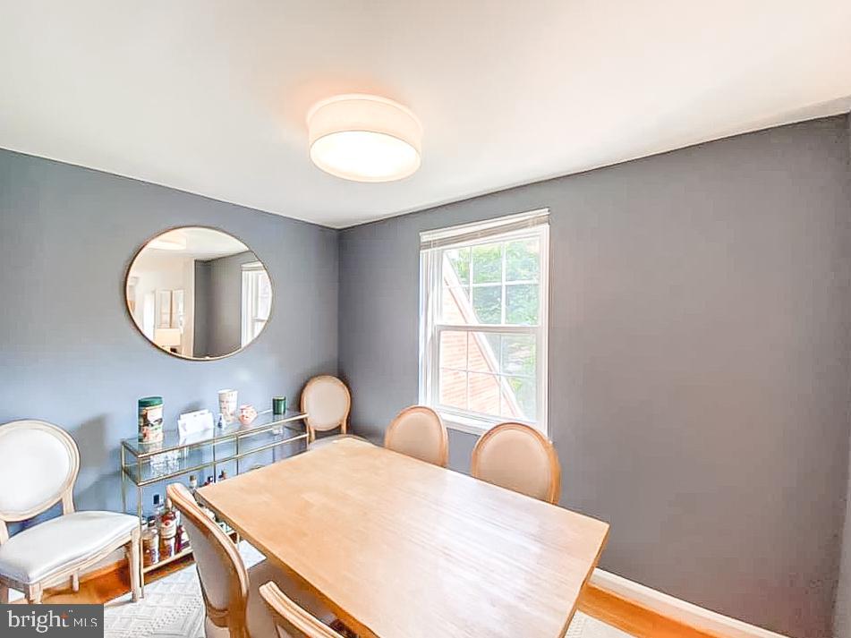 FAIRLINGTON COMMONS - Residential Lease