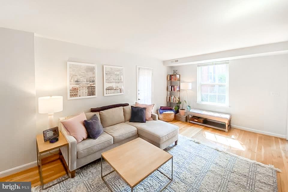 FAIRLINGTON COMMONS - Residential Lease