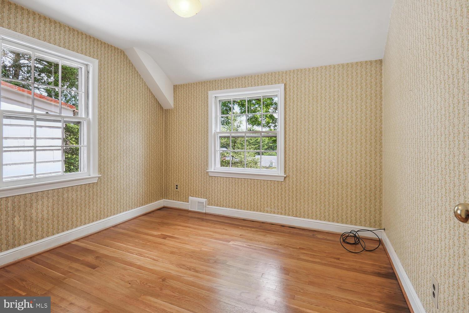 LOCUST HILL ESTATES - Residential