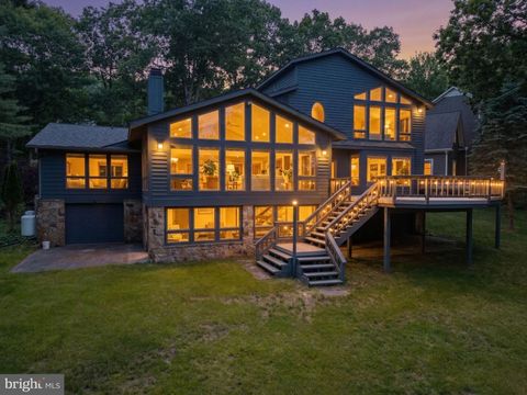 Photo of 62 Duck Cove Road, OAKLAND, MD 21550 (MLS # MDGA2011402)