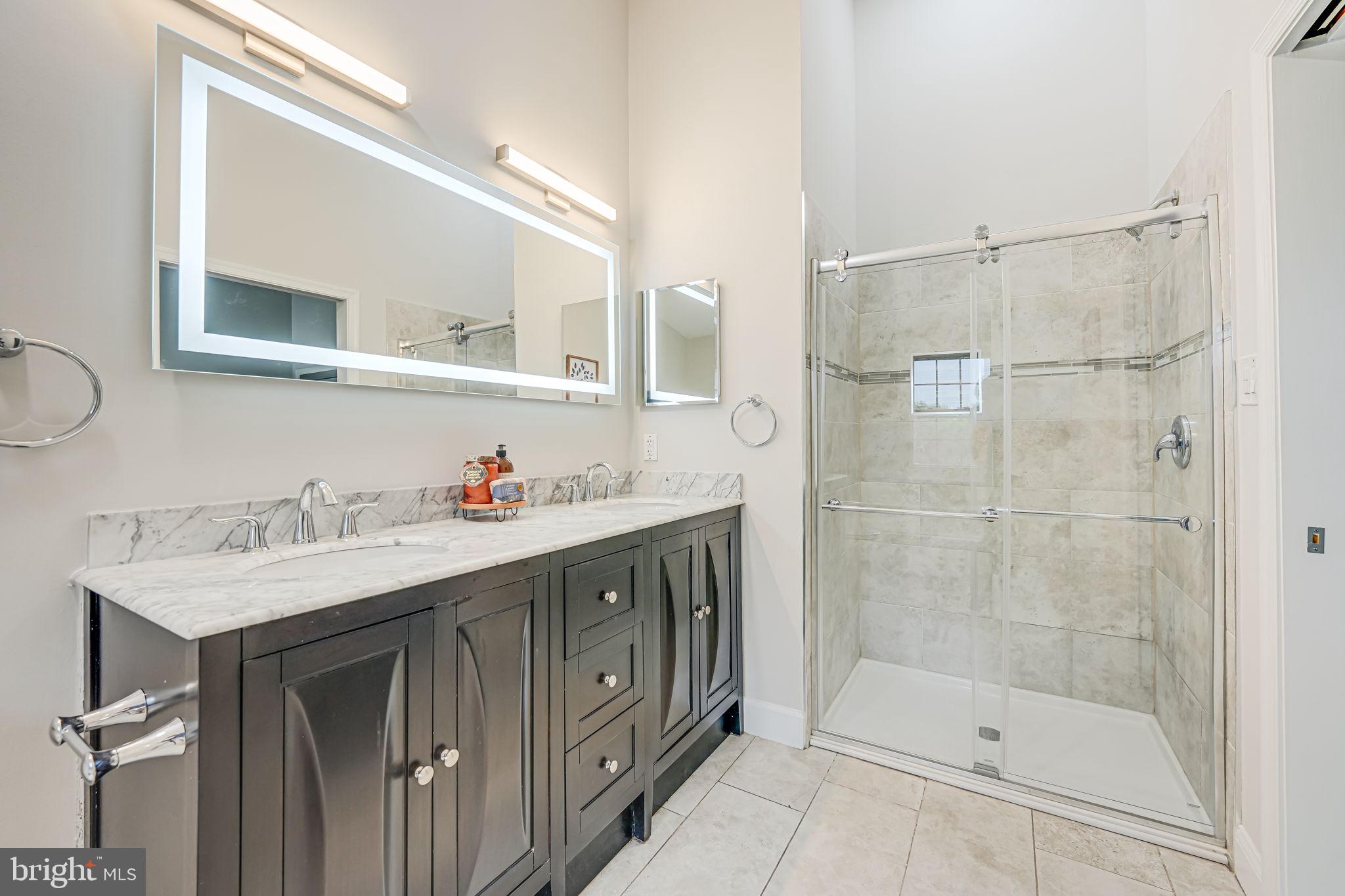 KINGSTOWNE - Residential