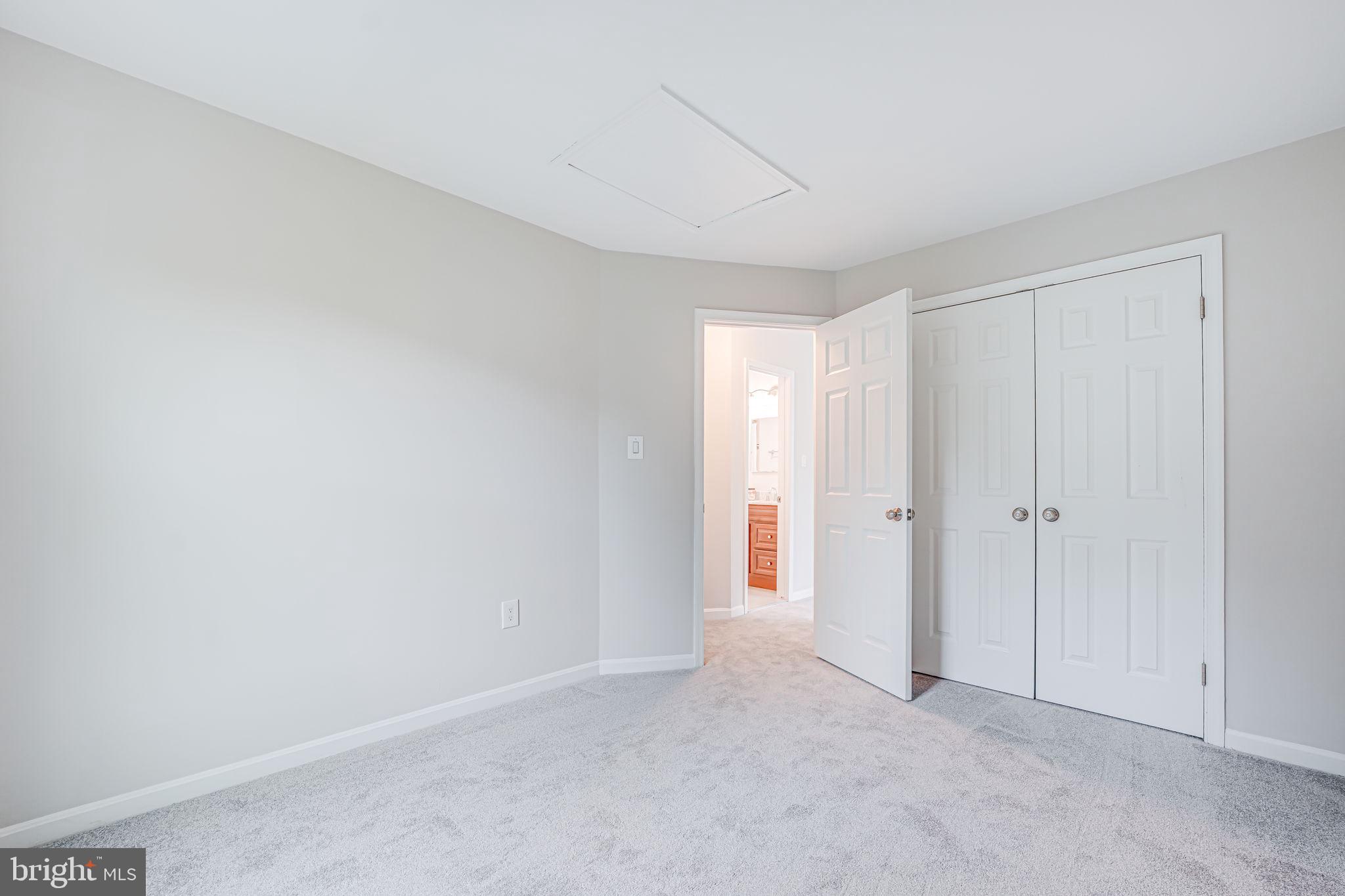 KINGSTOWNE - Residential