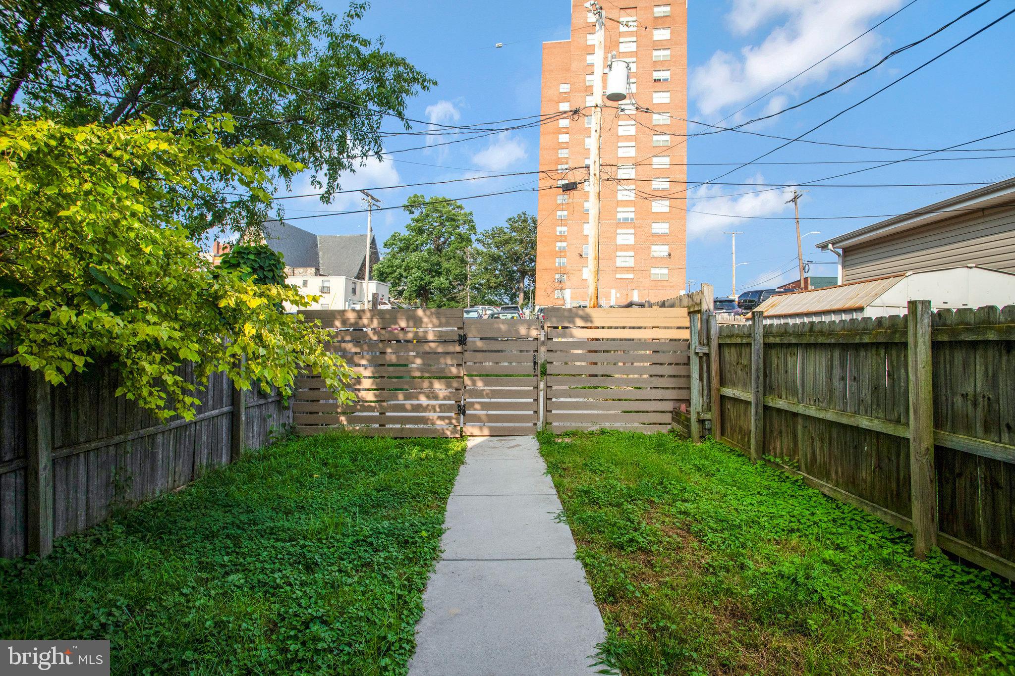 HAMPDEN HISTORIC DISTRICT - Residential