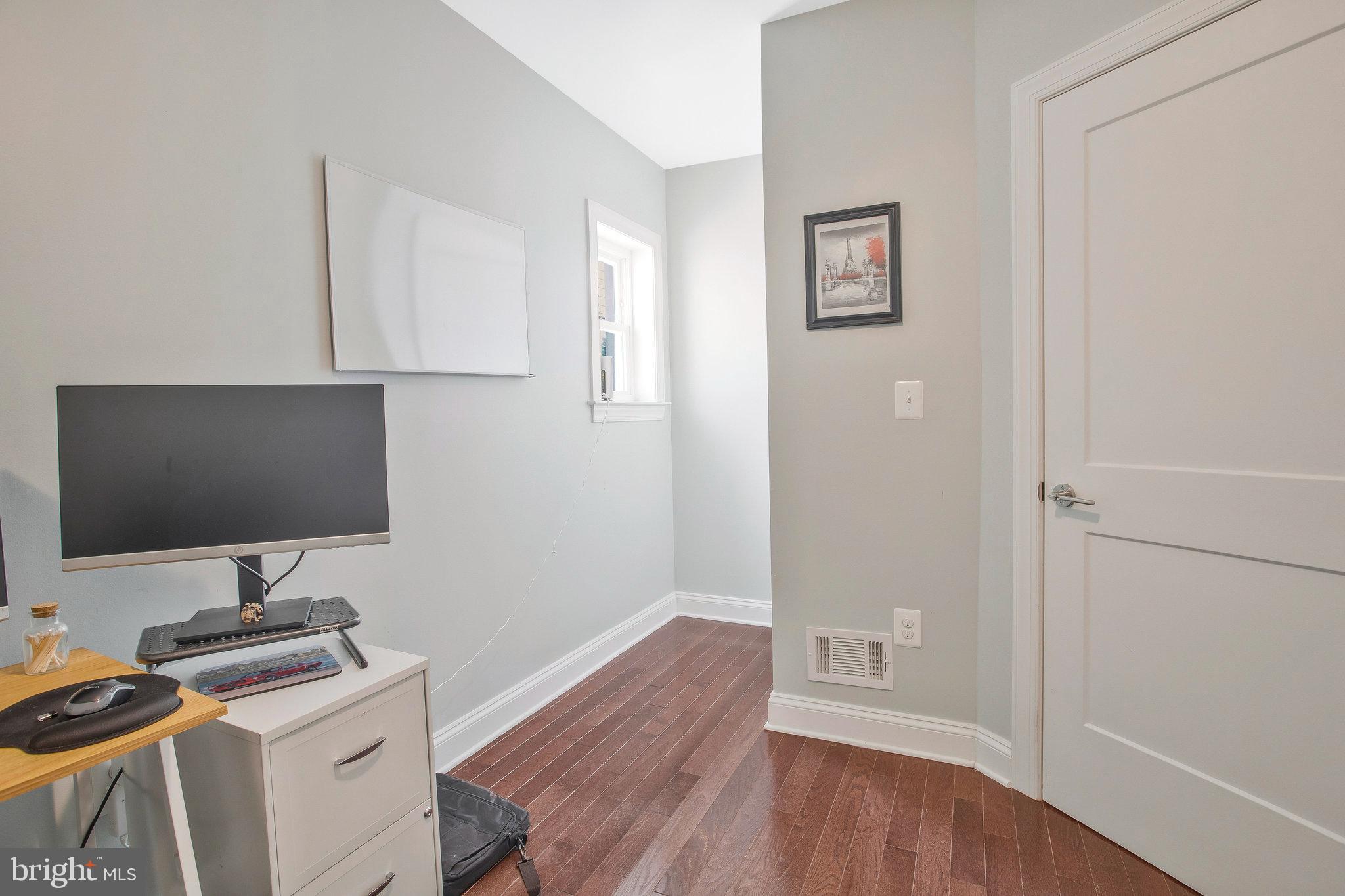 HAMPDEN HISTORIC DISTRICT - Residential