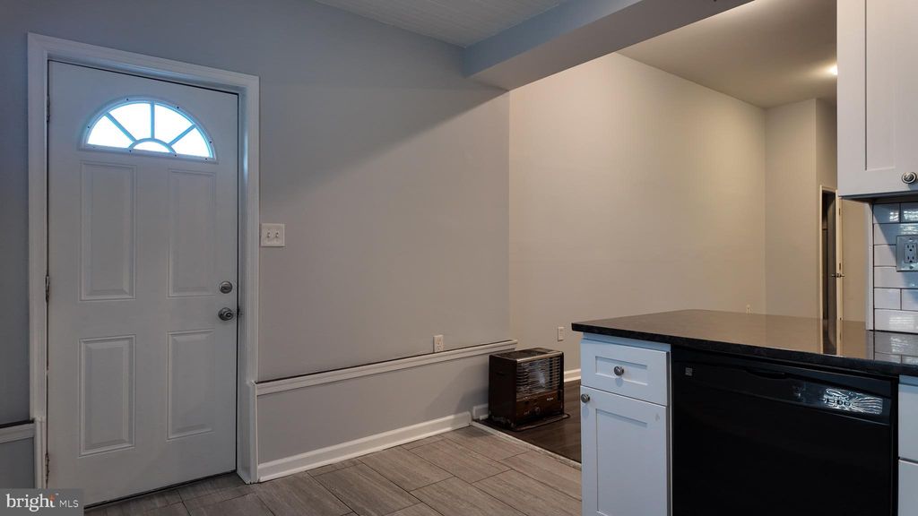 Photo of 105 S Morton Avenue, RUTLEDGE, PA 19070 (MLS # PADE2105762)