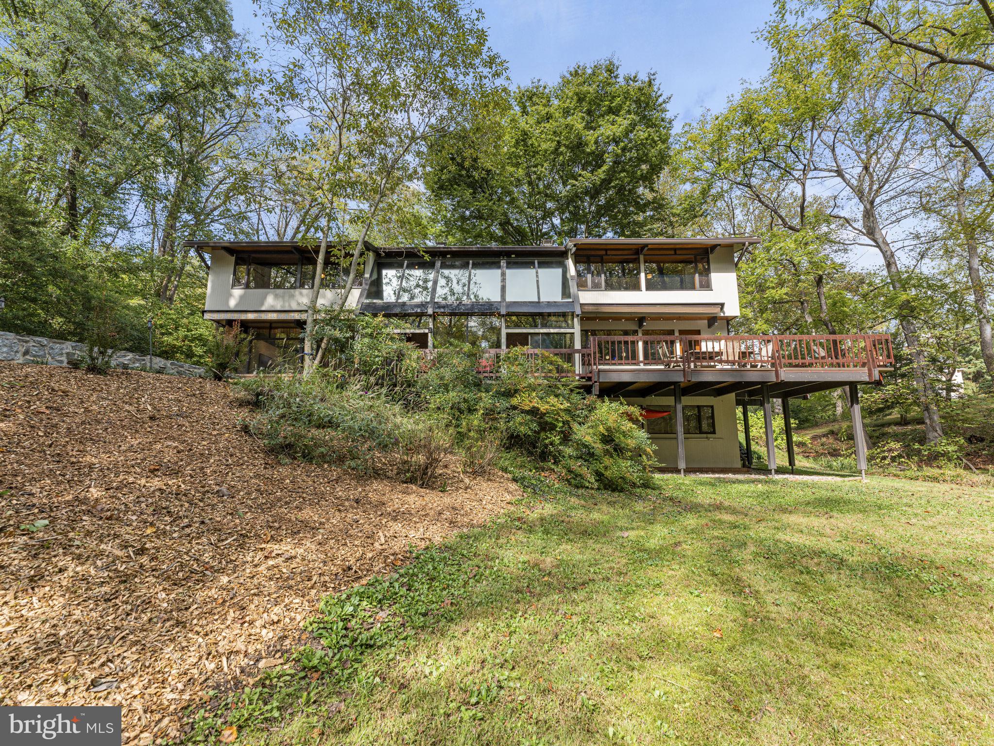 POTOMAC OUTSIDE - Residential