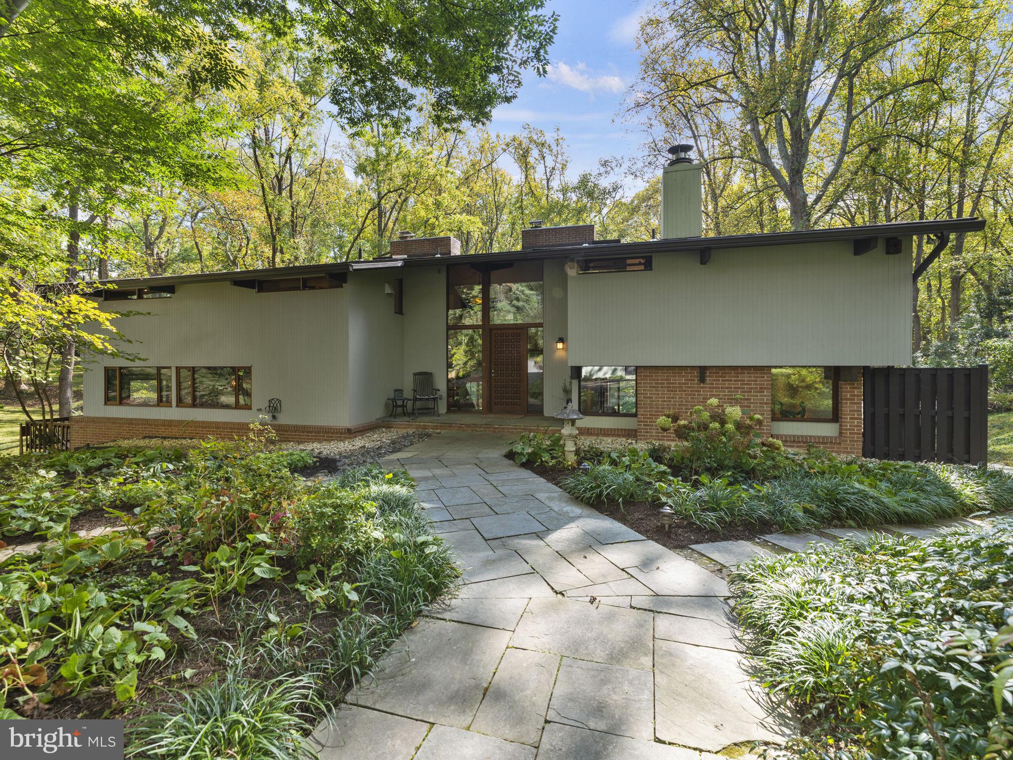 POTOMAC OUTSIDE - Residential