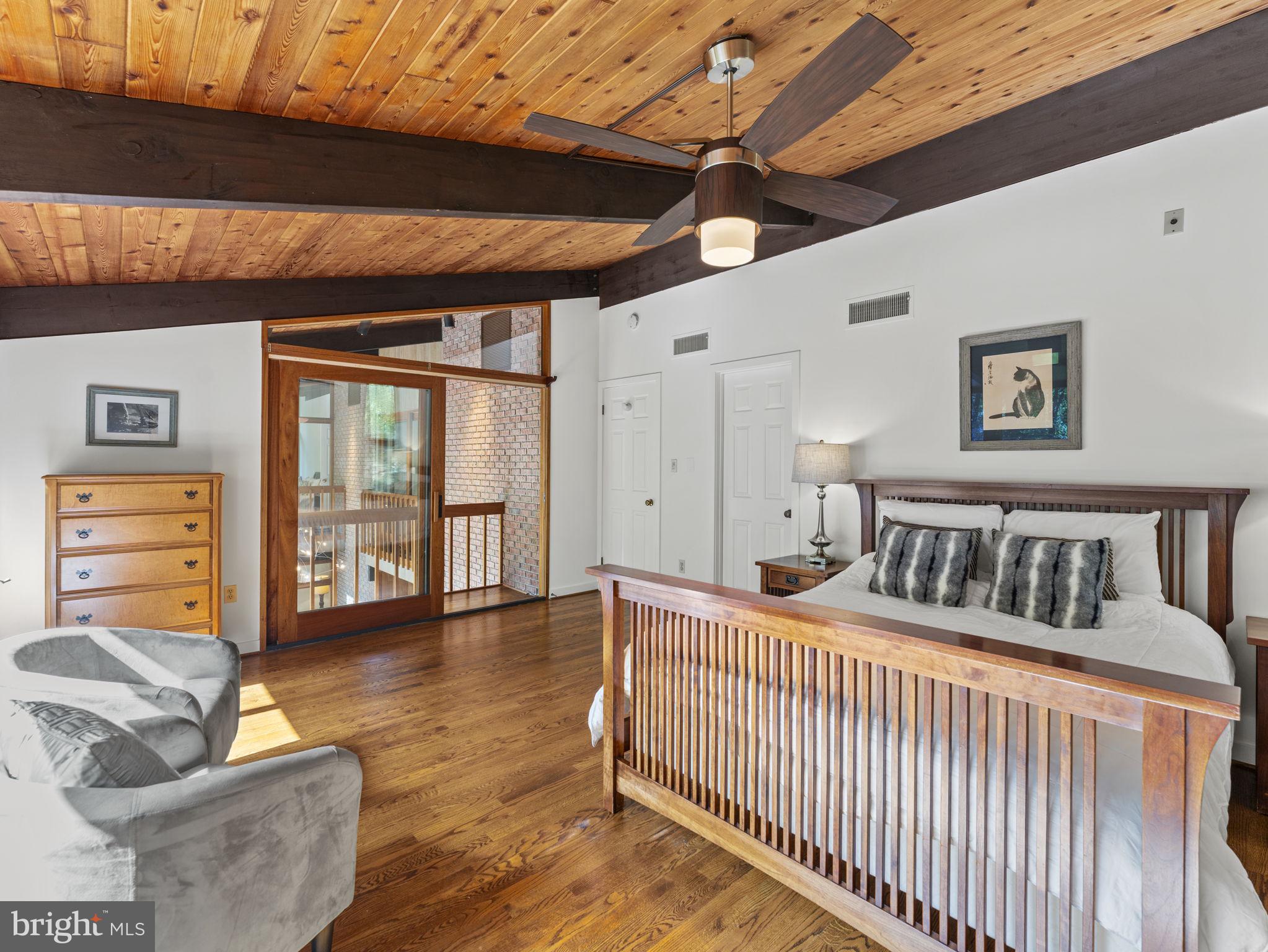 POTOMAC OUTSIDE - Residential