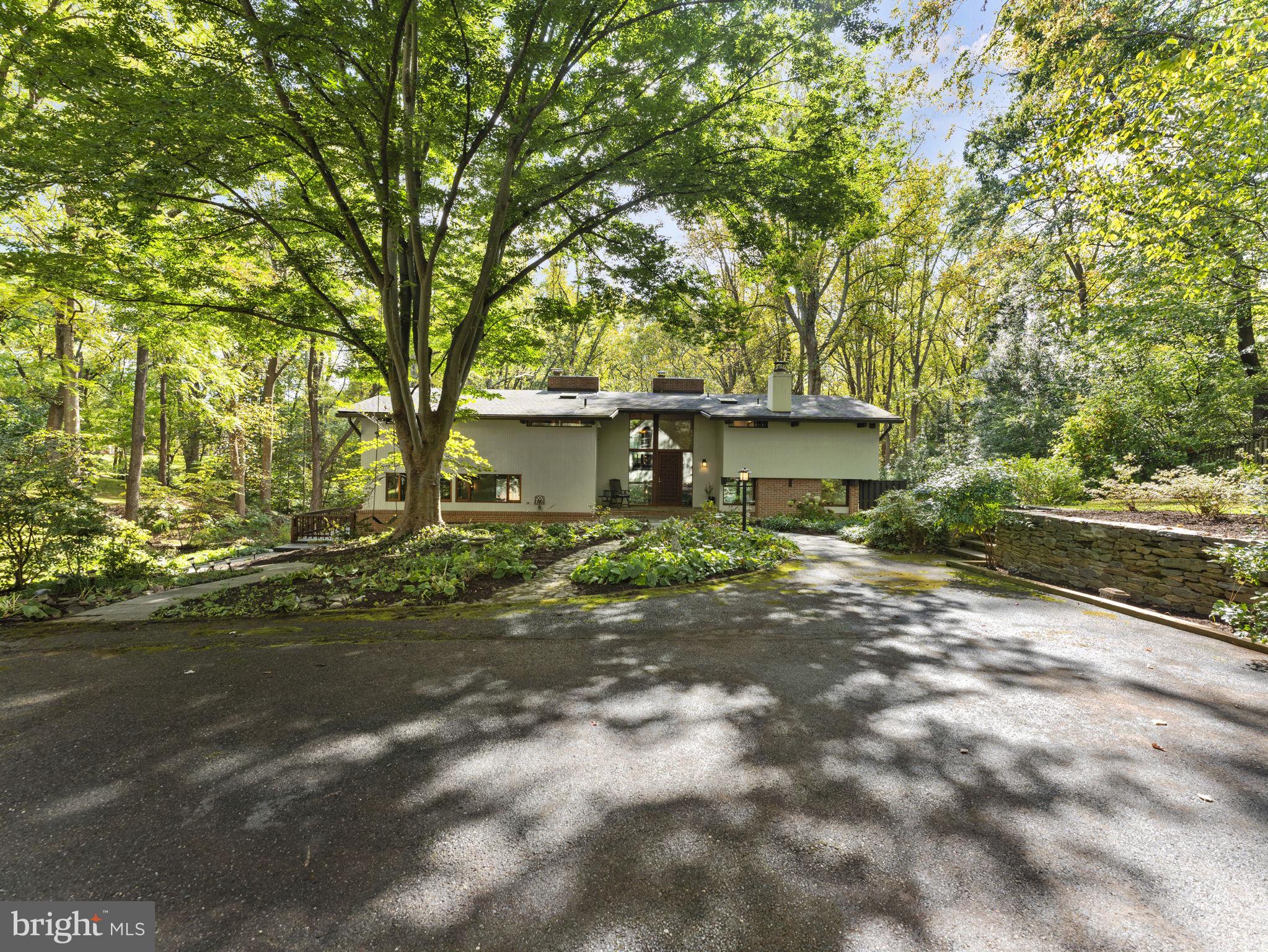 POTOMAC OUTSIDE - Residential