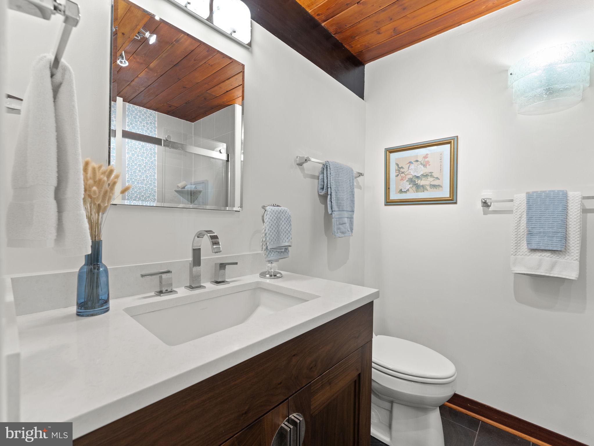 POTOMAC OUTSIDE - Residential