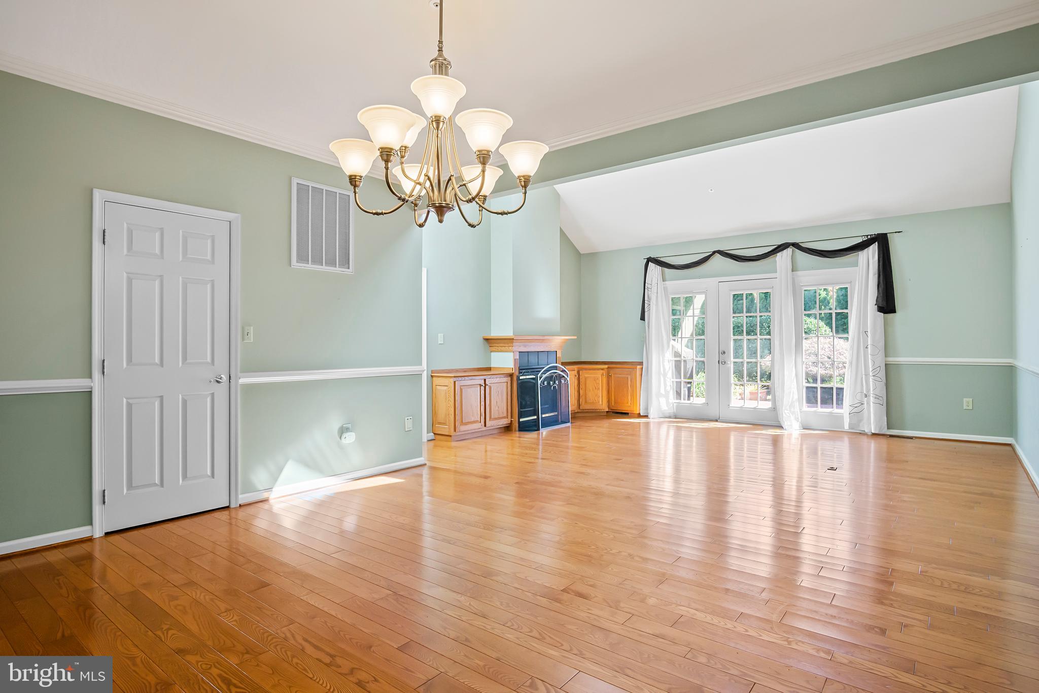 NORTH GATE TOWNE HOMES - Residential