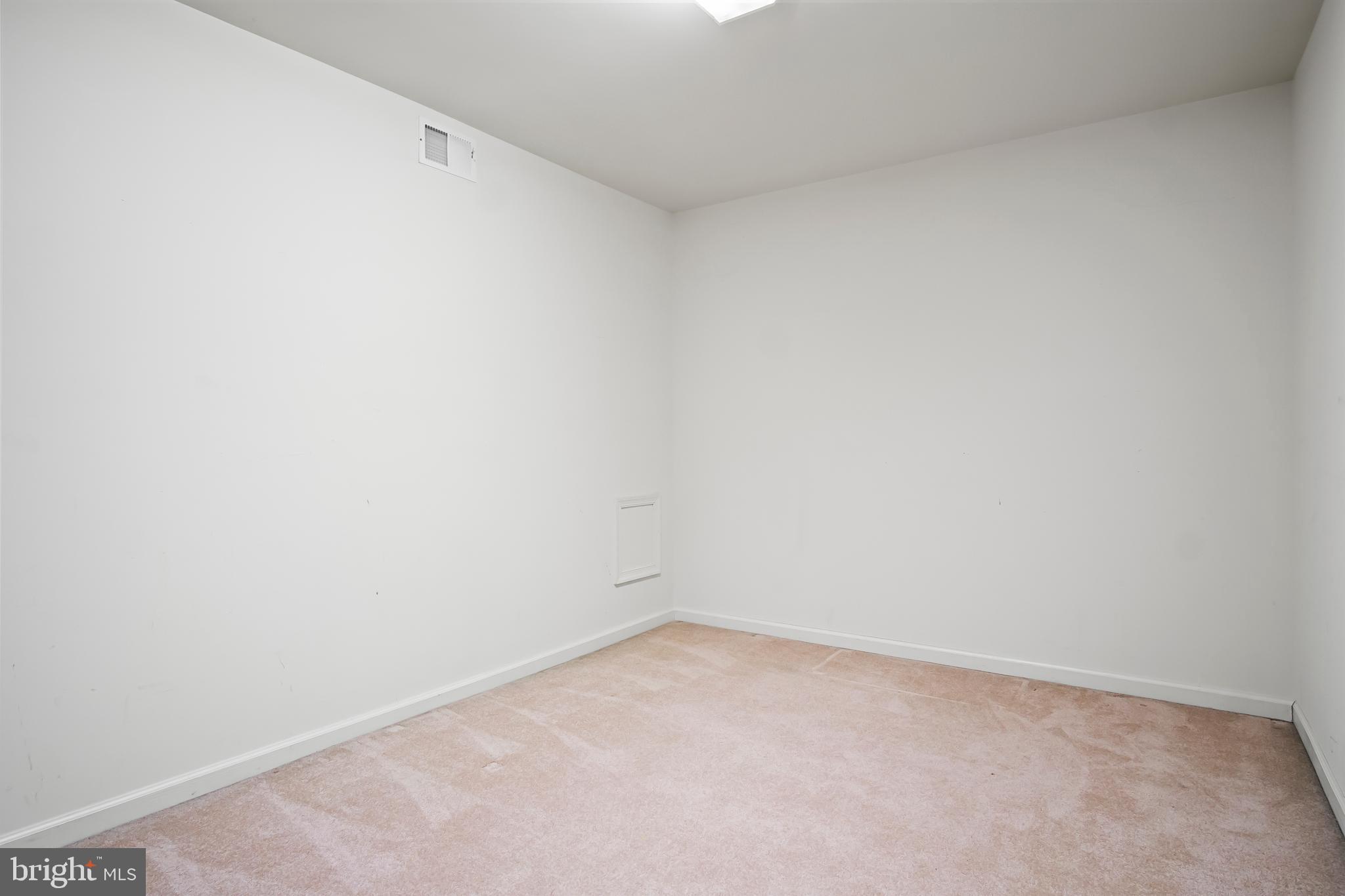 NORTH GATE TOWNE HOMES - Residential