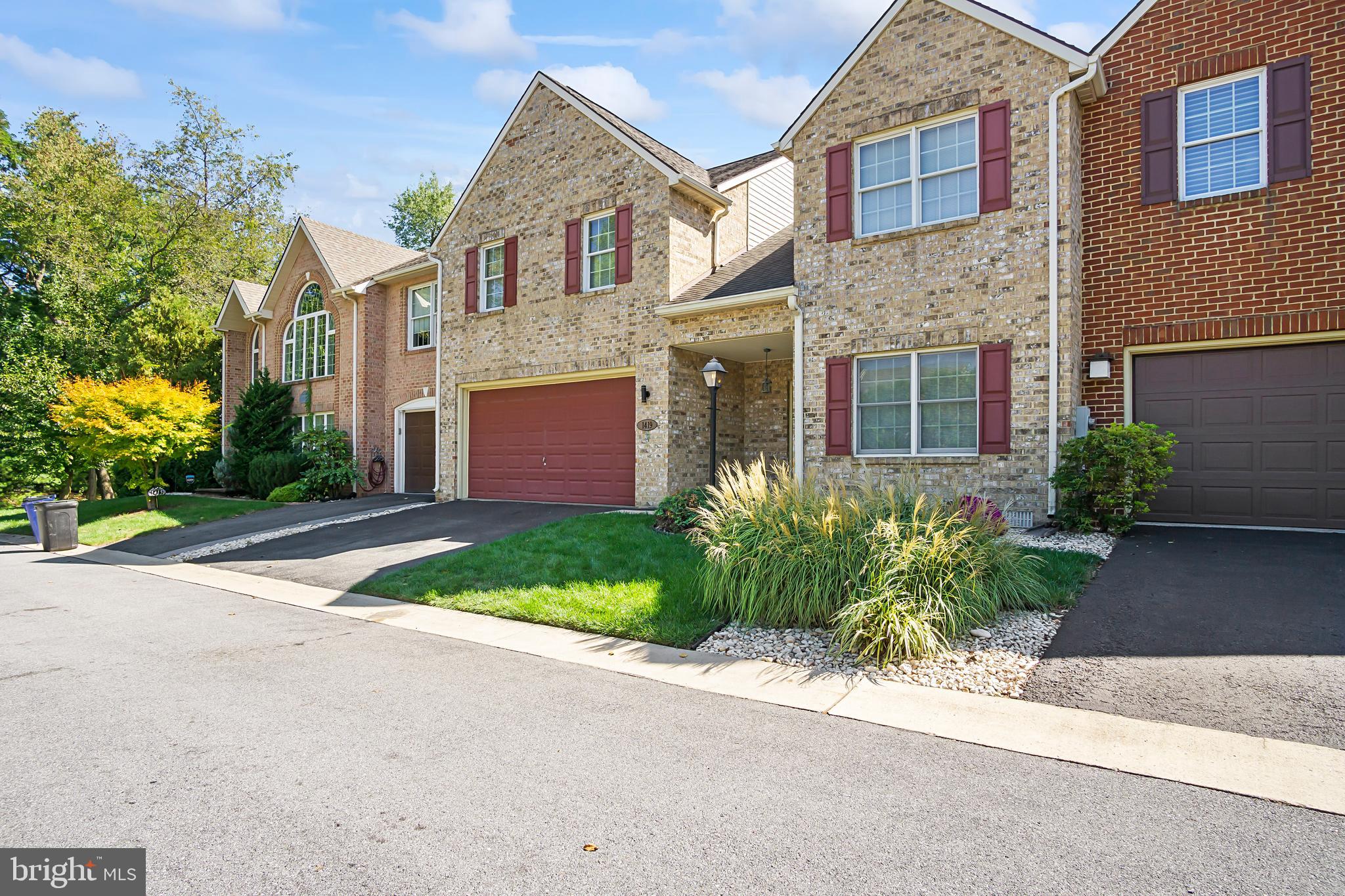 NORTH GATE TOWNE HOMES - Residential