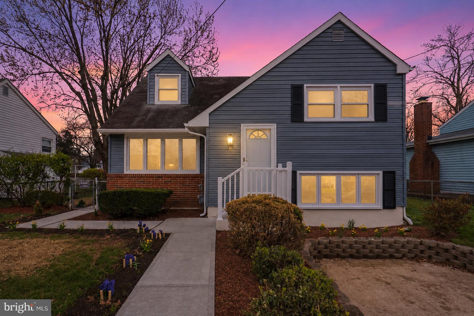 307 OXFORD DRIVE