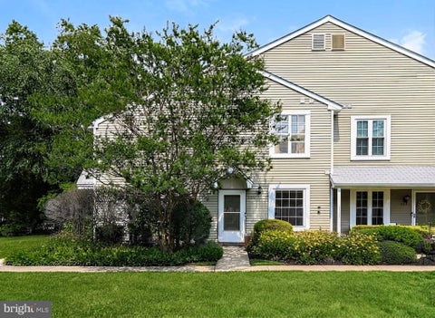 Condo For Sale - 330 Willow Turn<br/> Burlington County, MOUNT LAUREL, NJ 08054