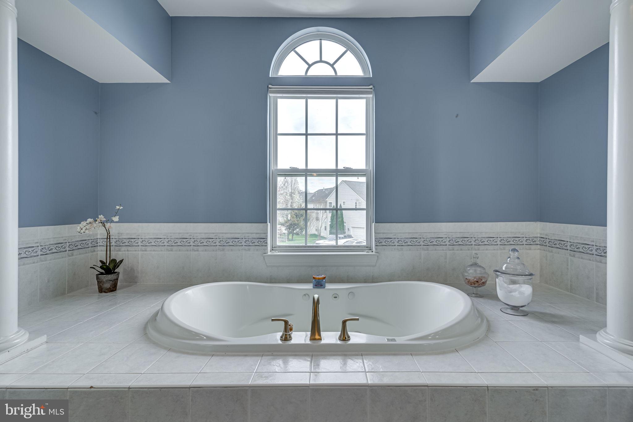 CROSS CREEK CLUB - Residential